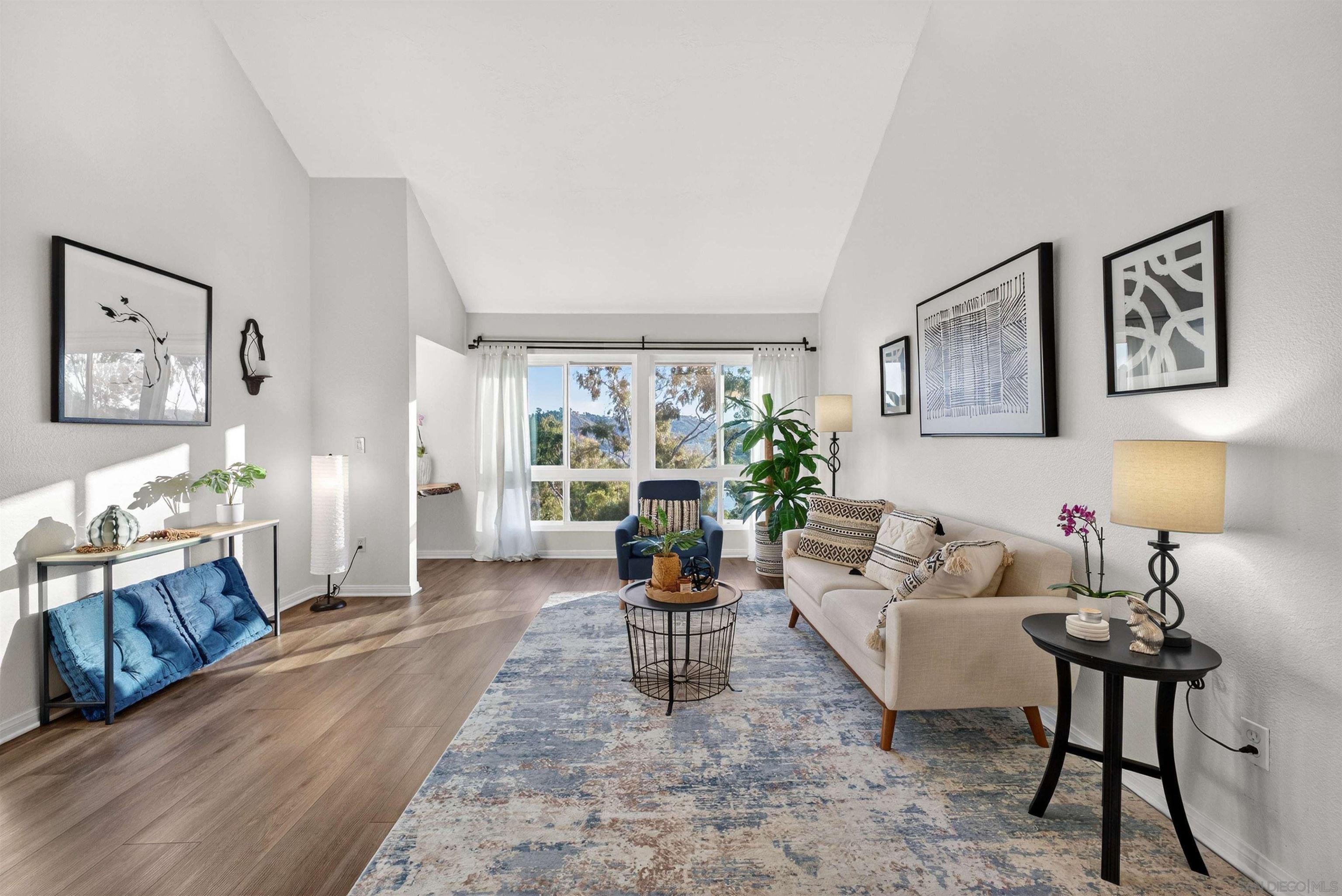 Front Image Thumbnail for SD260007112