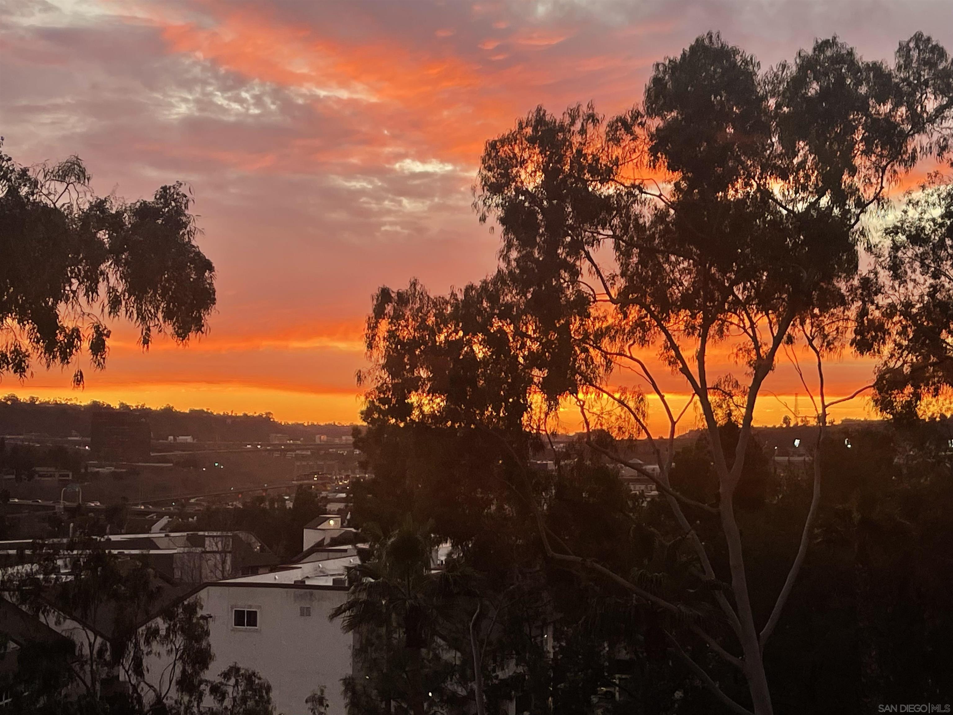 Detail Gallery Image 10 of 29 For 6255  Rancho Mission Rd  #302,  San Diego,  CA 92108 - 1 Beds | 1 Baths