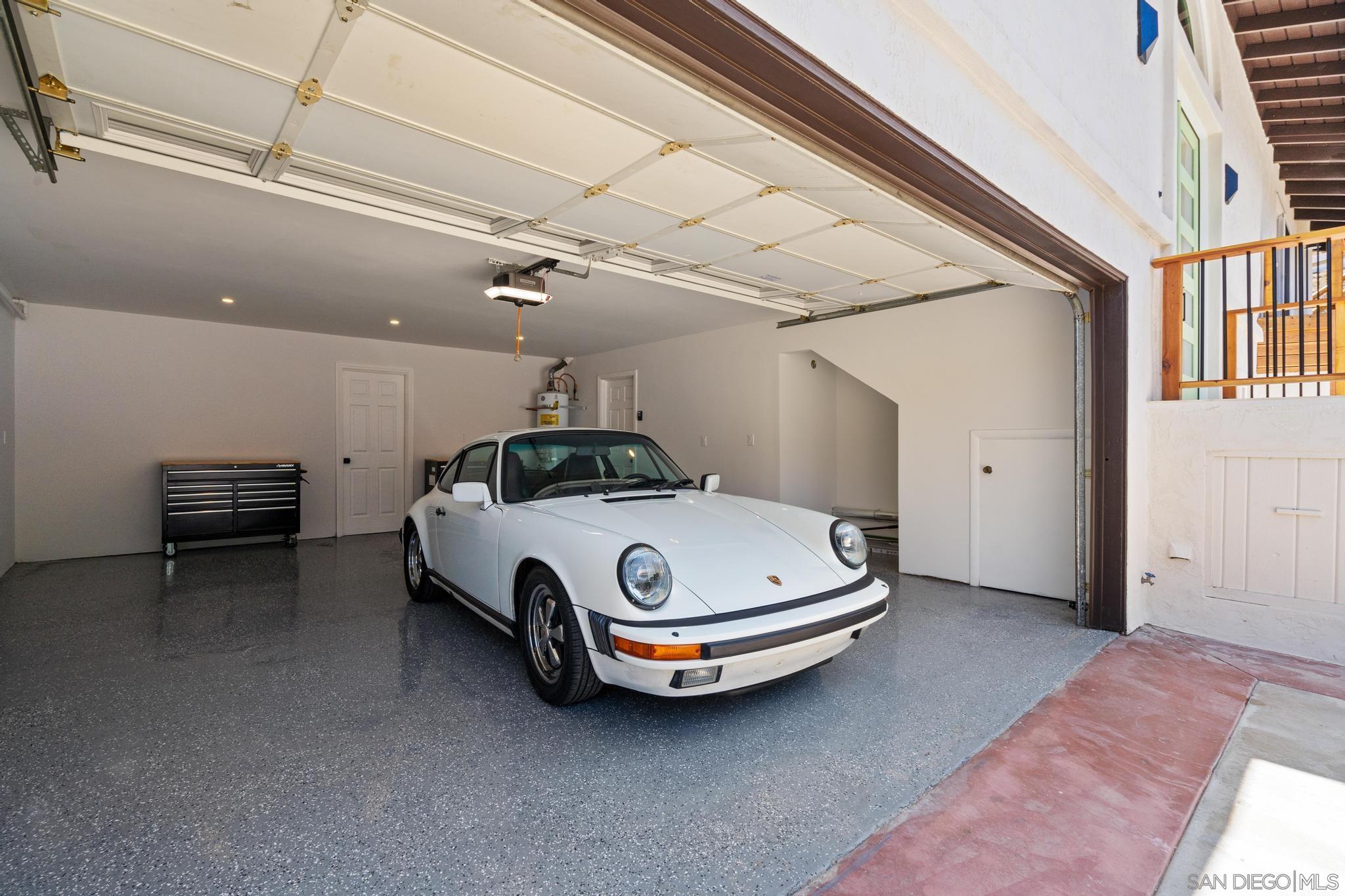 Detail Gallery Image 50 of 53 For 4242  Avenida Gregory, Spring Valley,  CA 91977 - 5 Beds | 3/1 Baths