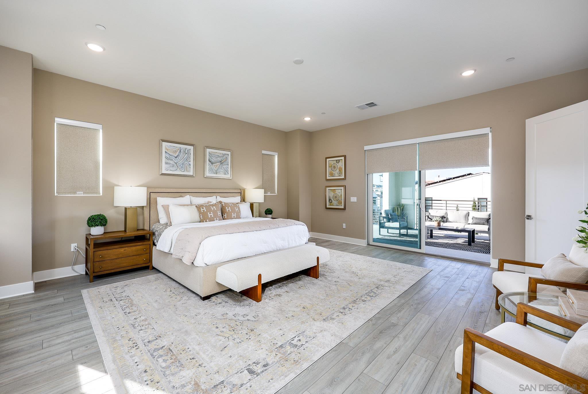 Detail Gallery Image 12 of 57 For 5300  Sweetwater Trl, San Diego,  CA 92130 - 5 Beds | 5/1 Baths