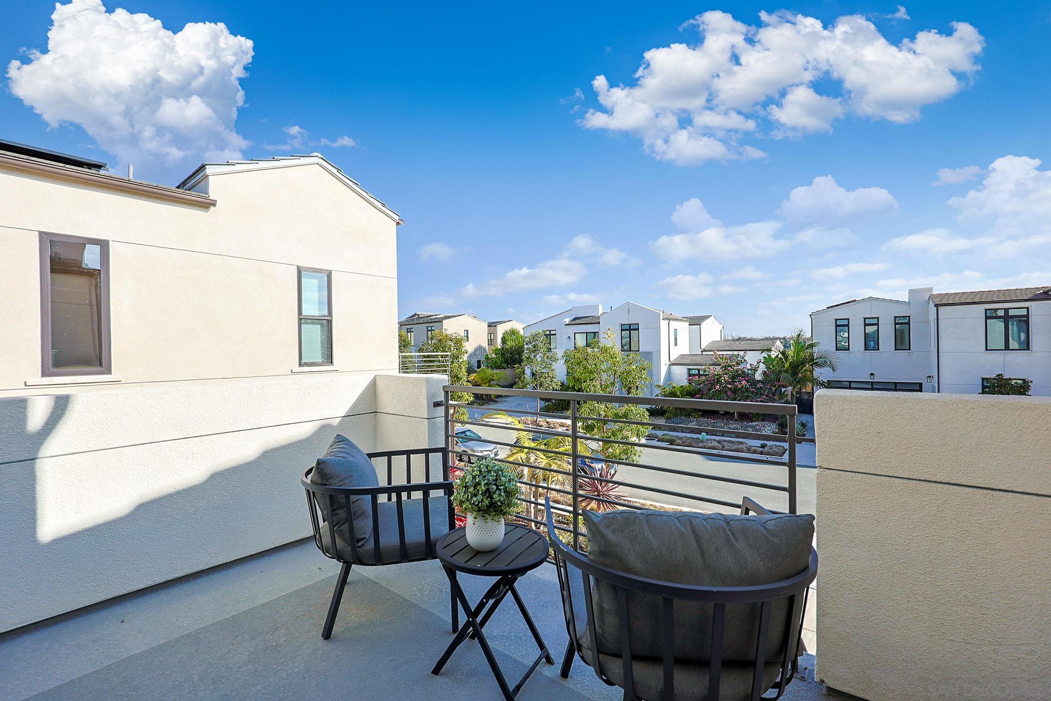 Detail Gallery Image 45 of 57 For 5300  Sweetwater Trl, San Diego,  CA 92130 - 5 Beds | 5/1 Baths