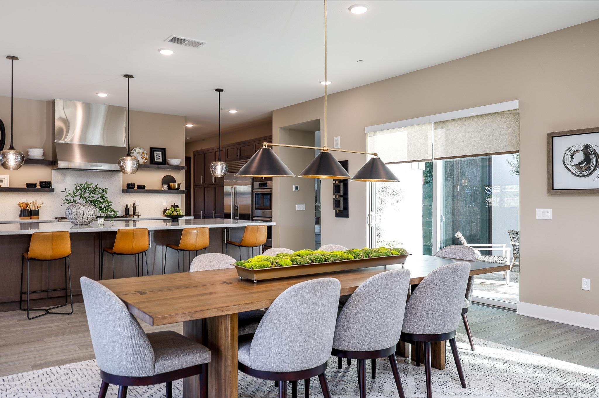 Detail Gallery Image 6 of 57 For 5300  Sweetwater Trl, San Diego,  CA 92130 - 5 Beds | 5/1 Baths