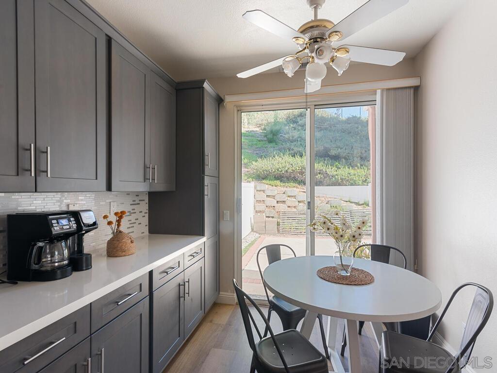 Detail Gallery Image 12 of 30 For 417  Sanibelle Circle  #91,  Chula Vista,  CA 91910 - 3 Beds | 3 Baths