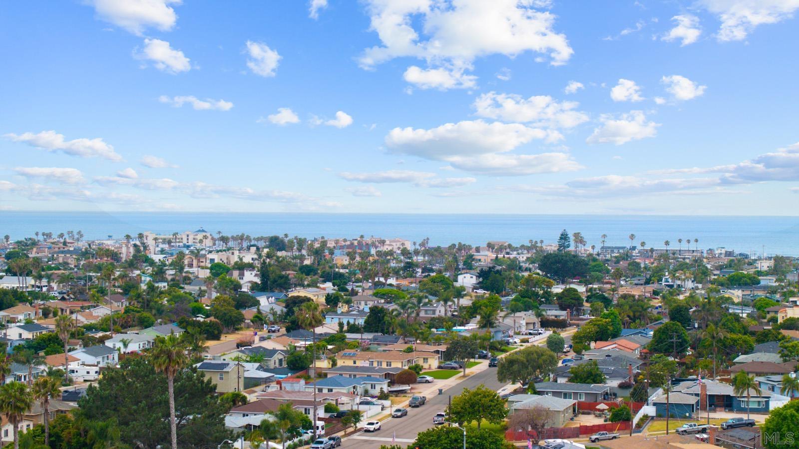 Detail Gallery Image 3 of 28 For 510  Finch Ln, Imperial Beach,  CA 91932 - 2 Beds | 2/1 Baths