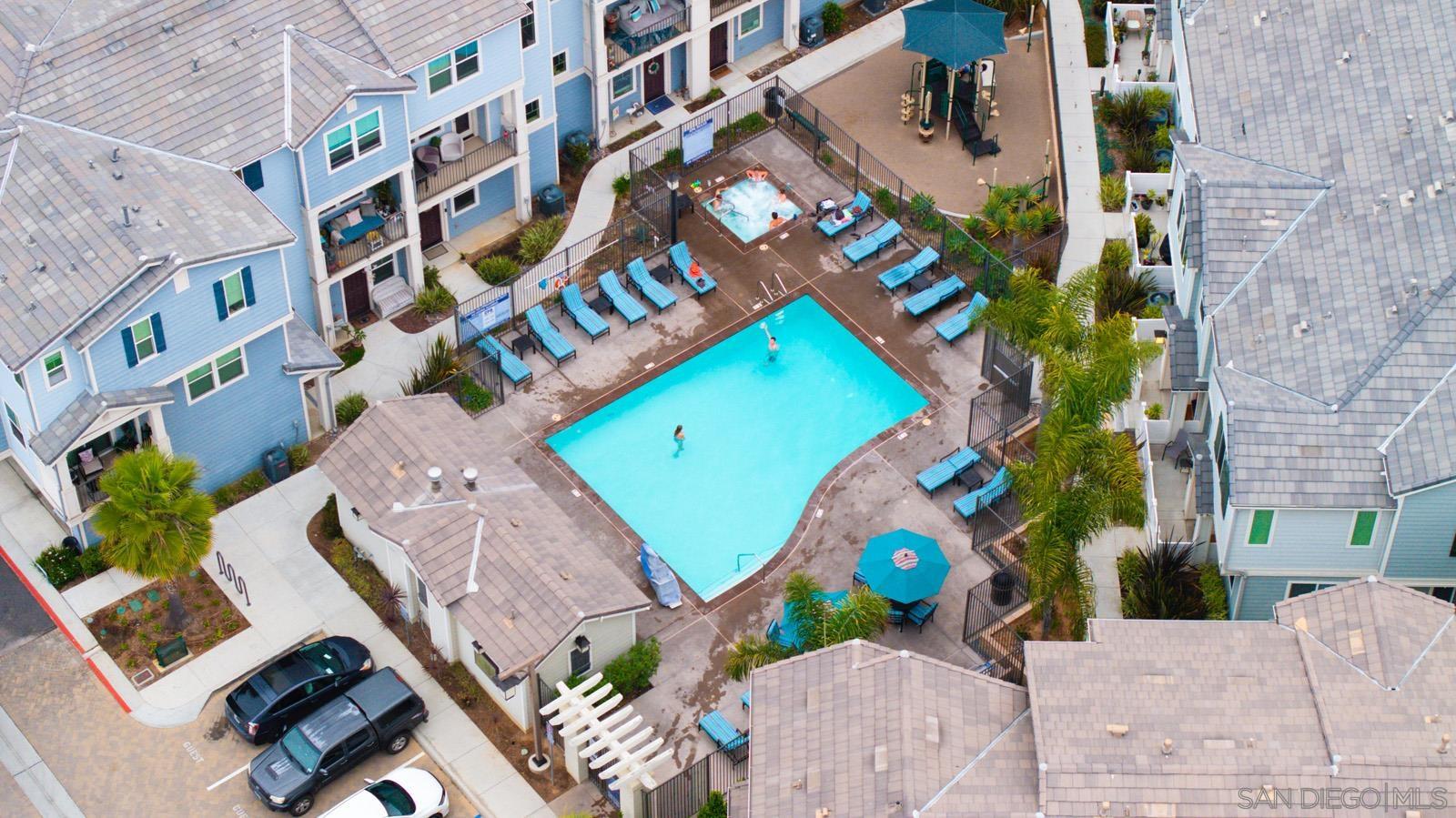 Detail Gallery Image 21 of 28 For 510  Finch Ln, Imperial Beach,  CA 91932 - 2 Beds | 2/1 Baths