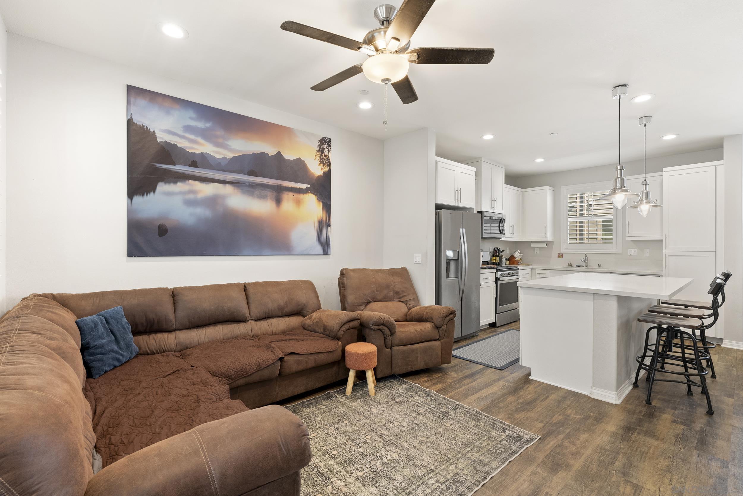 Detail Gallery Image 10 of 28 For 510  Finch Ln, Imperial Beach,  CA 91932 - 2 Beds | 2/1 Baths