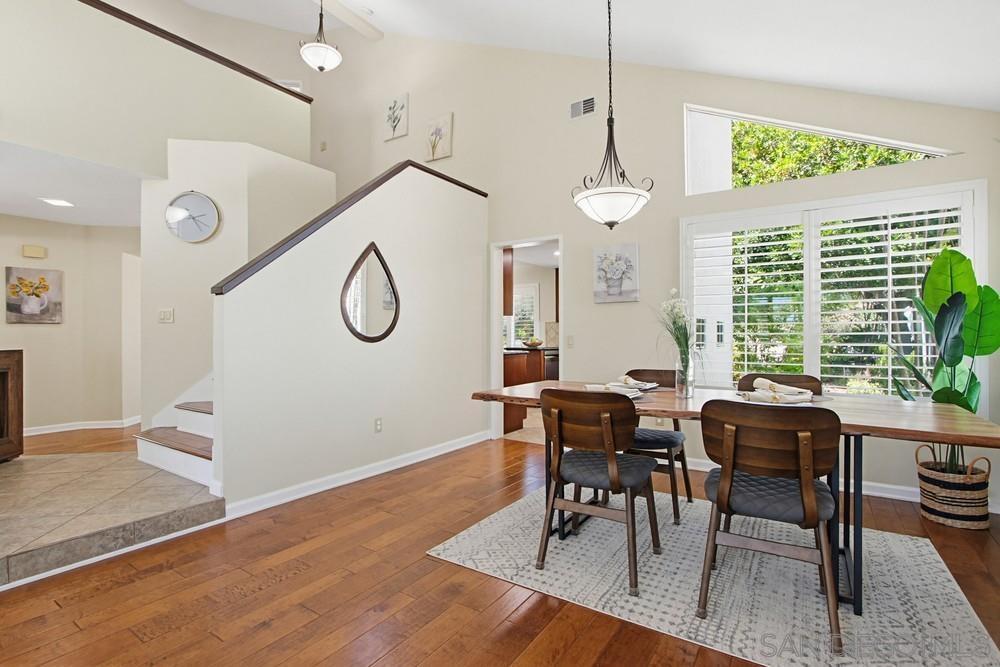 Detail Gallery Image 8 of 50 For 9534  Vervain St, San Diego,  CA 92129 - 4 Beds | 3 Baths