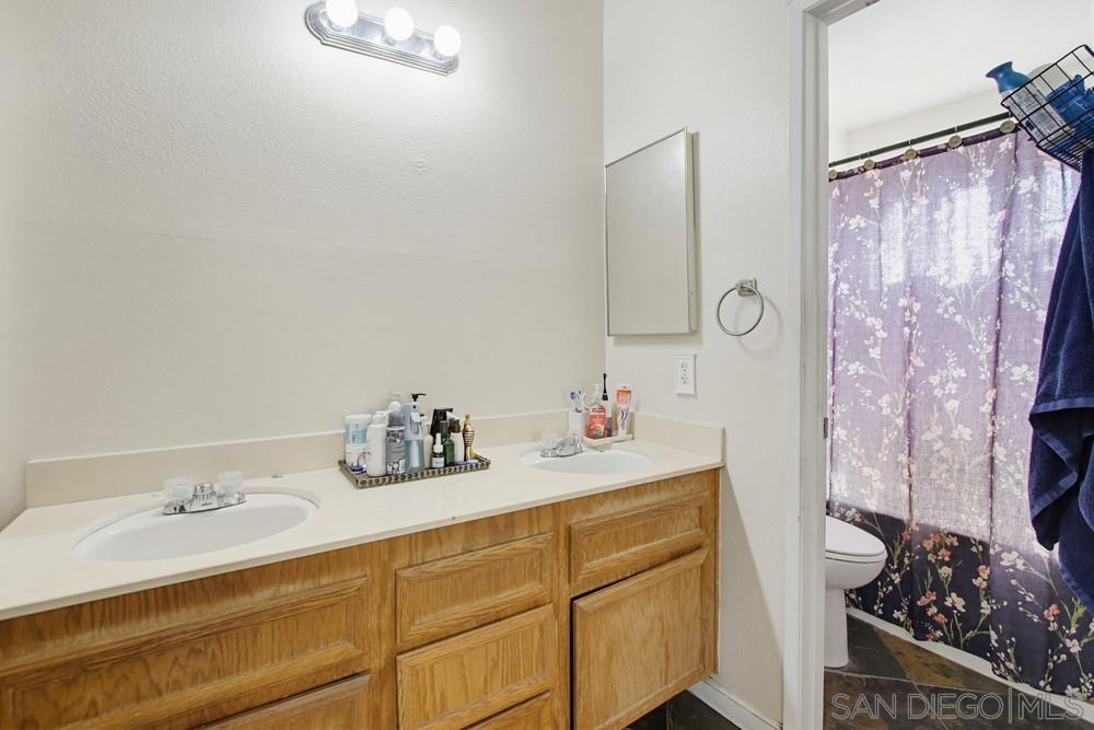 Detail Gallery Image 14 of 27 For 746  Granite Hills Circle, El Cajon,  CA 92019 - 3 Beds | 2/1 Baths