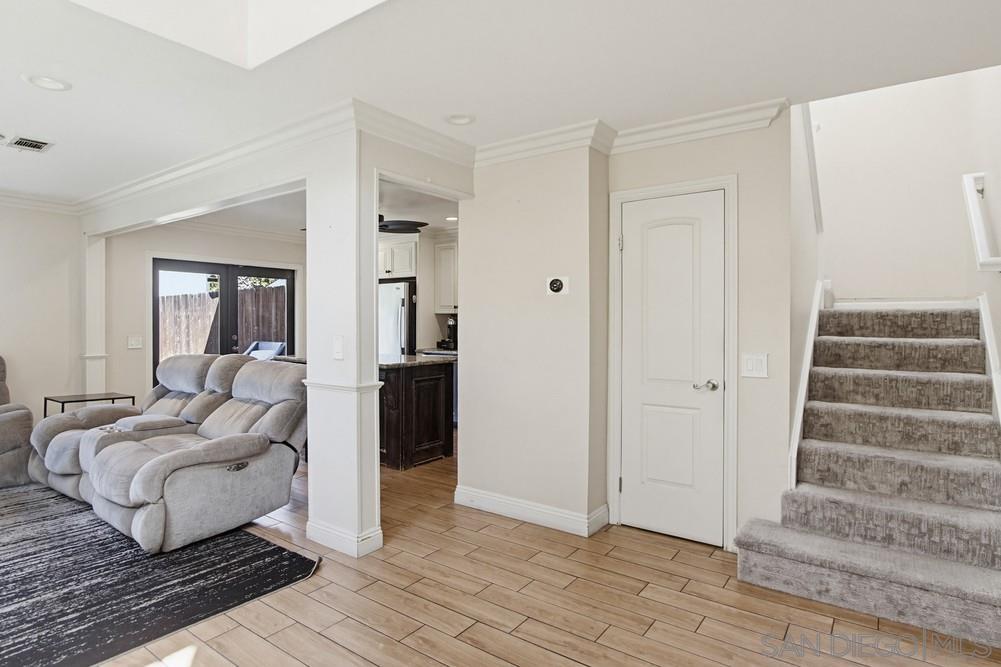 Detail Gallery Image 9 of 27 For 746  Granite Hills Circle, El Cajon,  CA 92019 - 3 Beds | 2/1 Baths