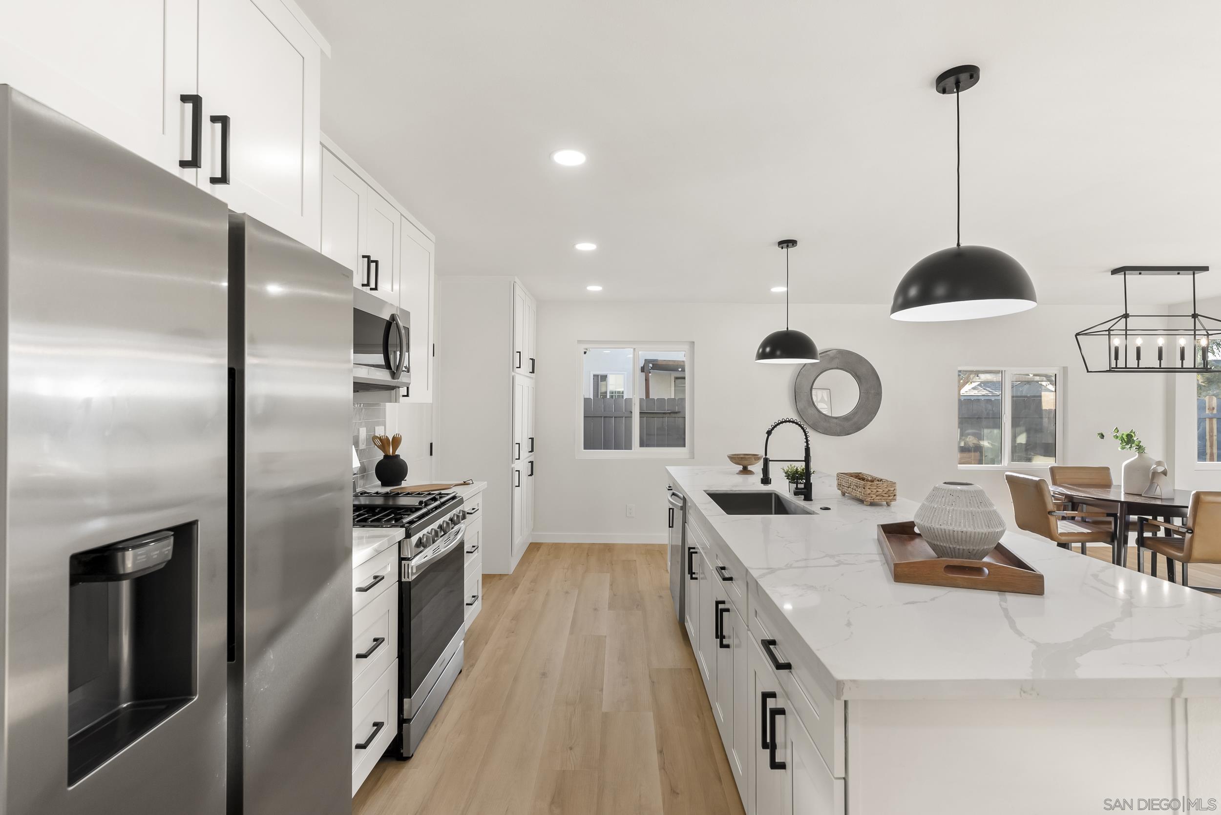 Detail Gallery Image 11 of 39 For 7346  Hightree, San Diego,  CA 92114 - 3 Beds | 2 Baths