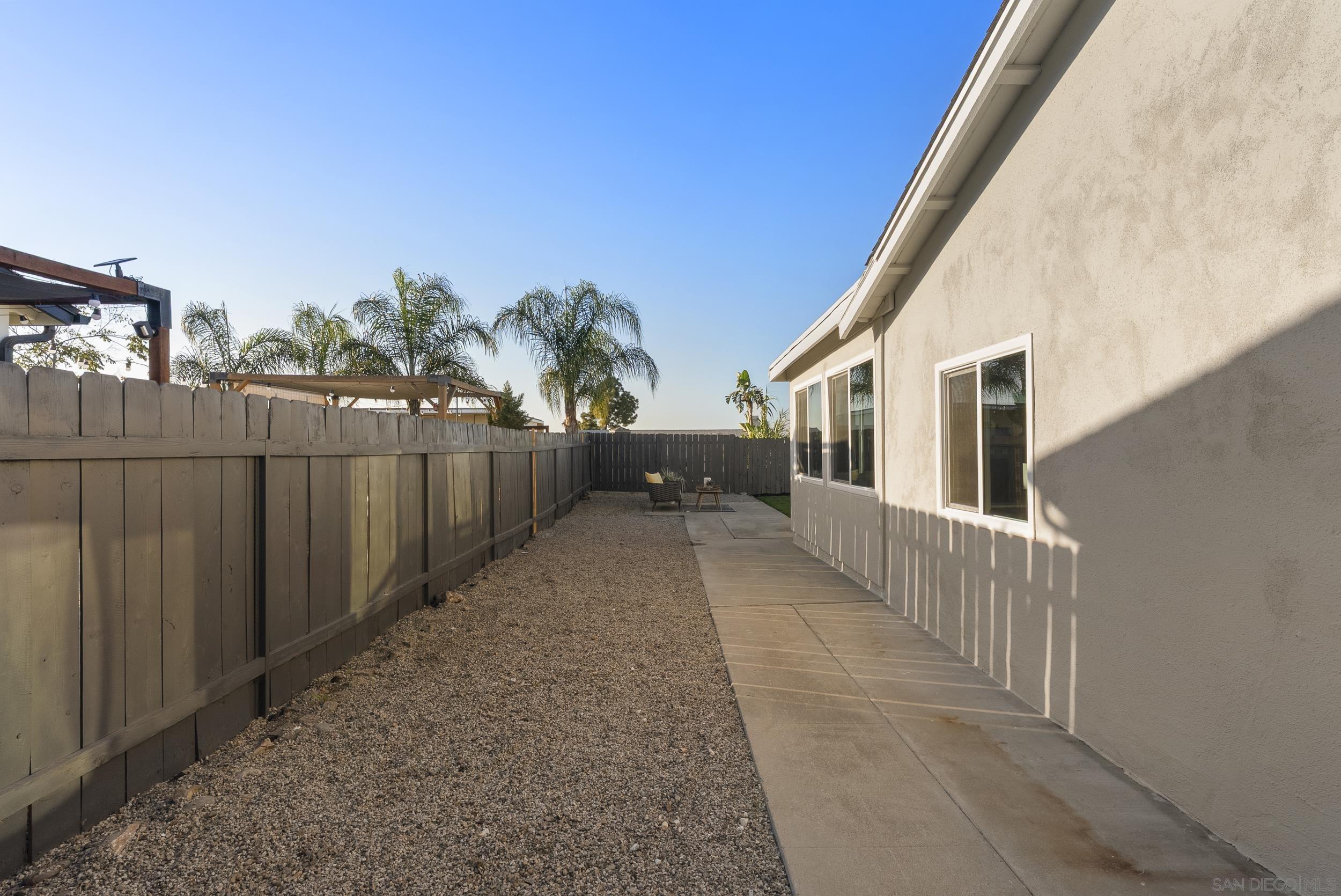 Detail Gallery Image 37 of 39 For 7346  Hightree, San Diego,  CA 92114 - 3 Beds | 2 Baths