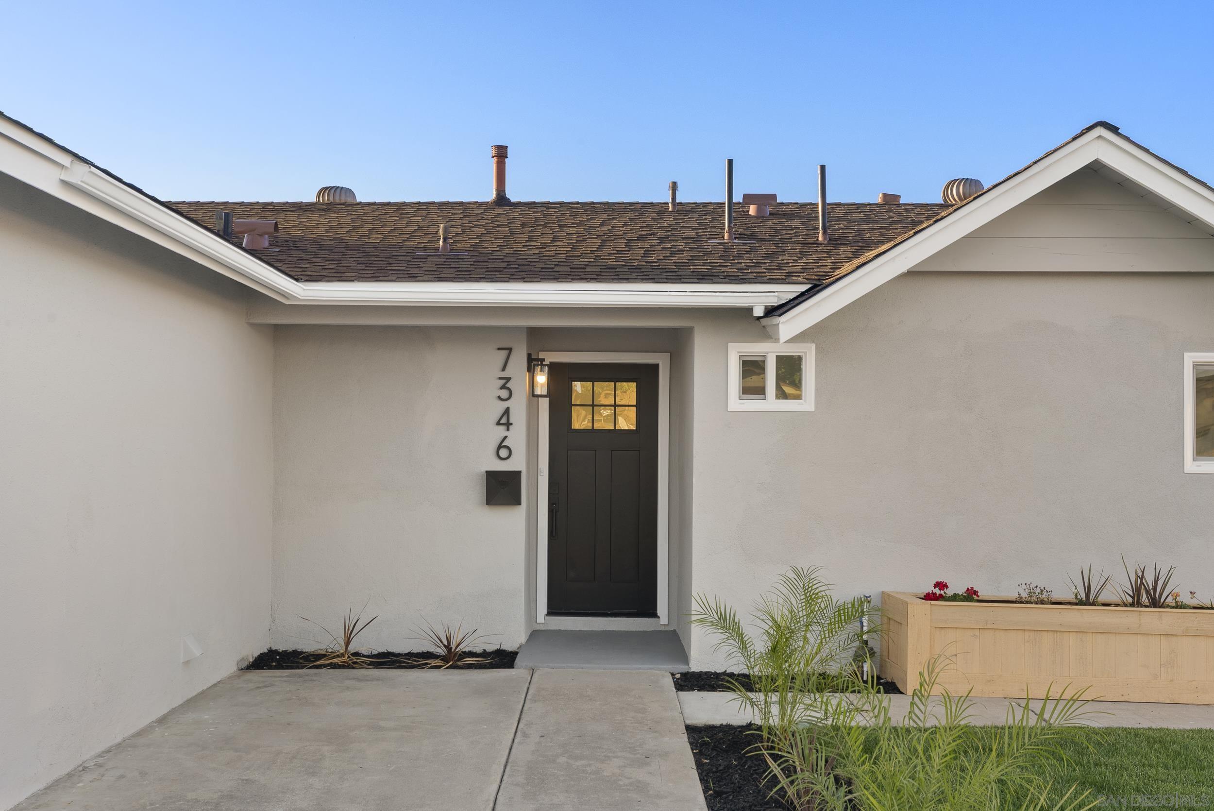 Detail Gallery Image 8 of 39 For 7346  Hightree, San Diego,  CA 92114 - 3 Beds | 2 Baths