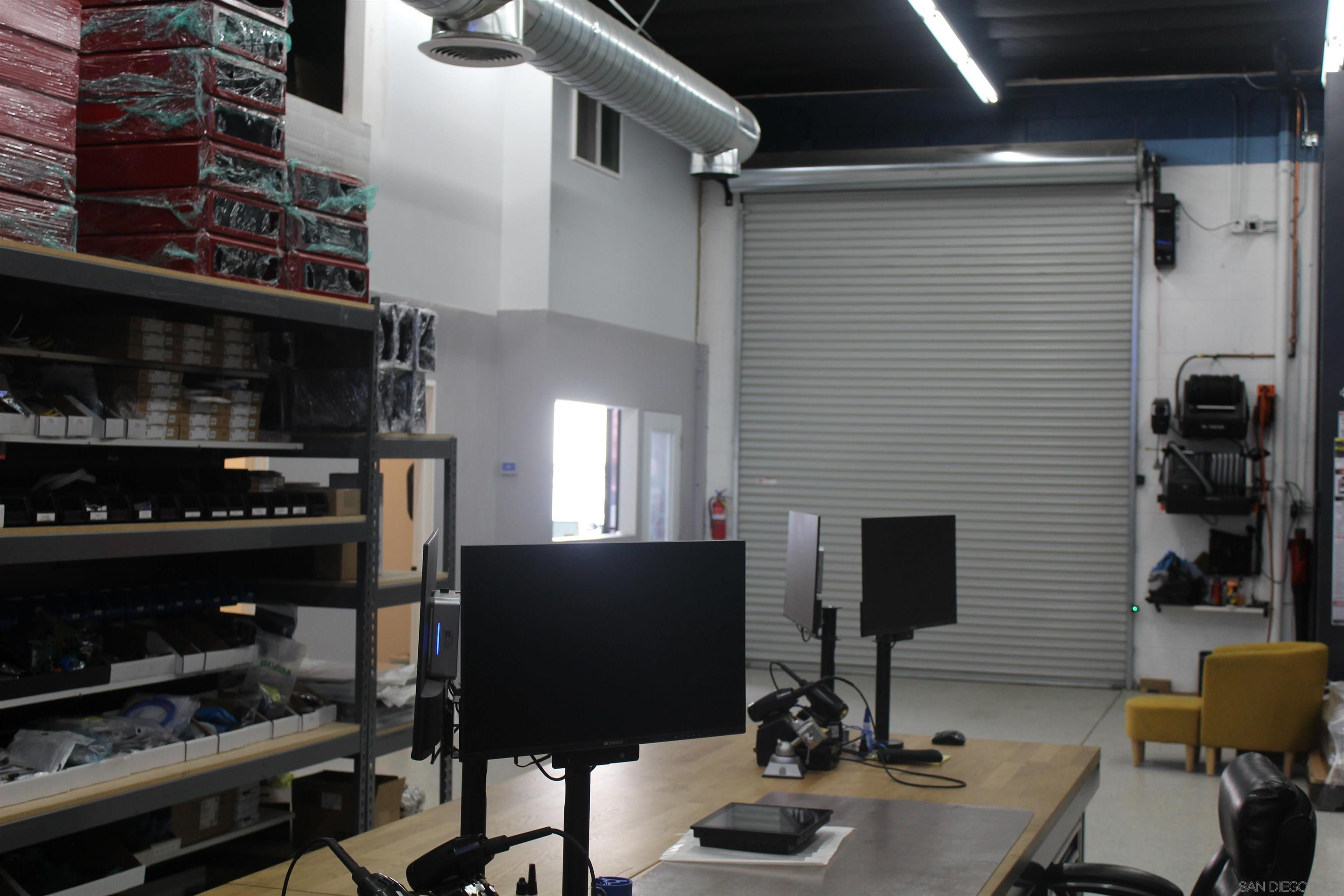 Detail Gallery Image 4 of 4 For 11693  Sheldon Street, Sun Valley,  CA 91352 - – Beds | – Baths