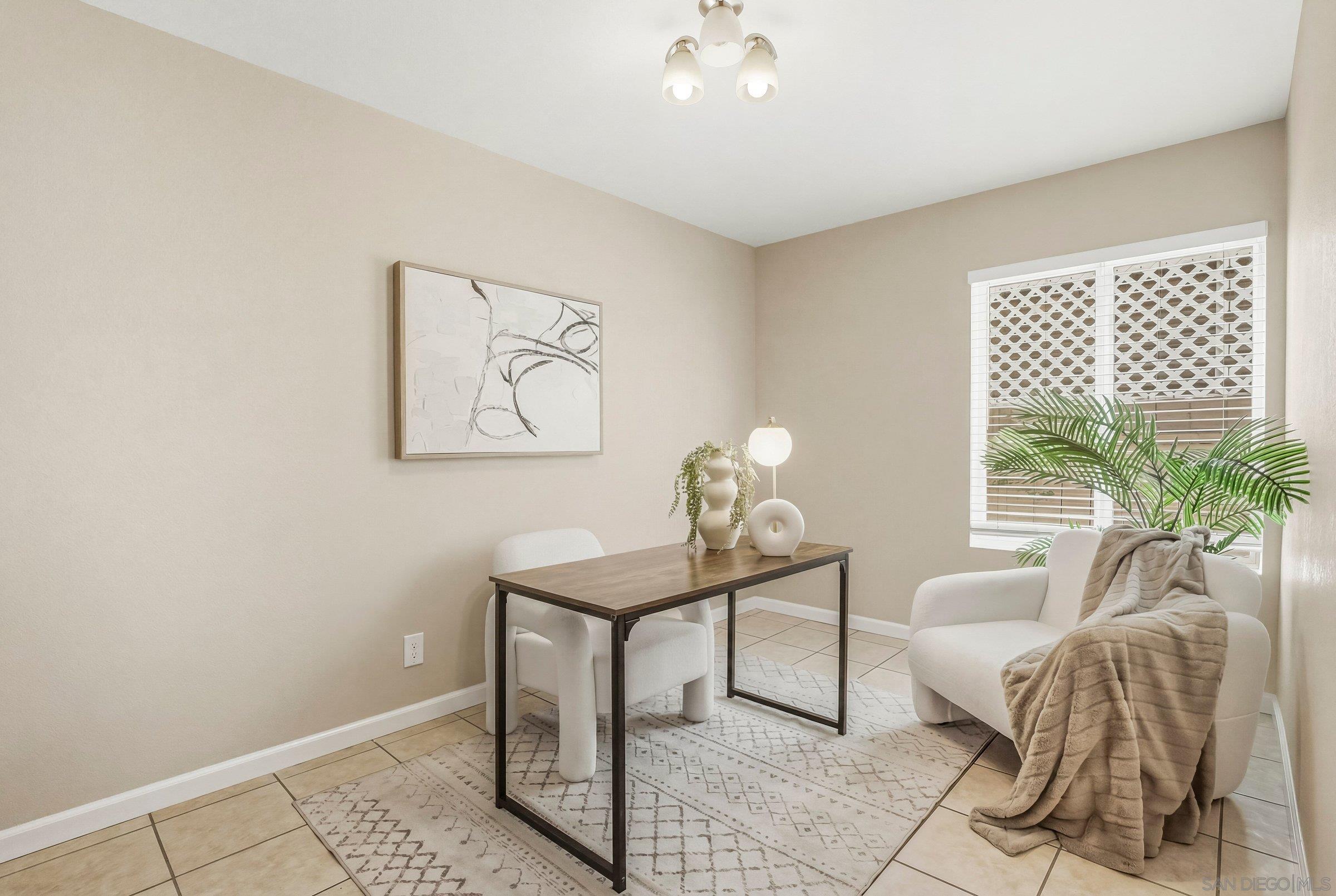 Detail Gallery Image 14 of 30 For 13354  Darview, San Diego,  CA 92129 - 5 Beds | 3 Baths