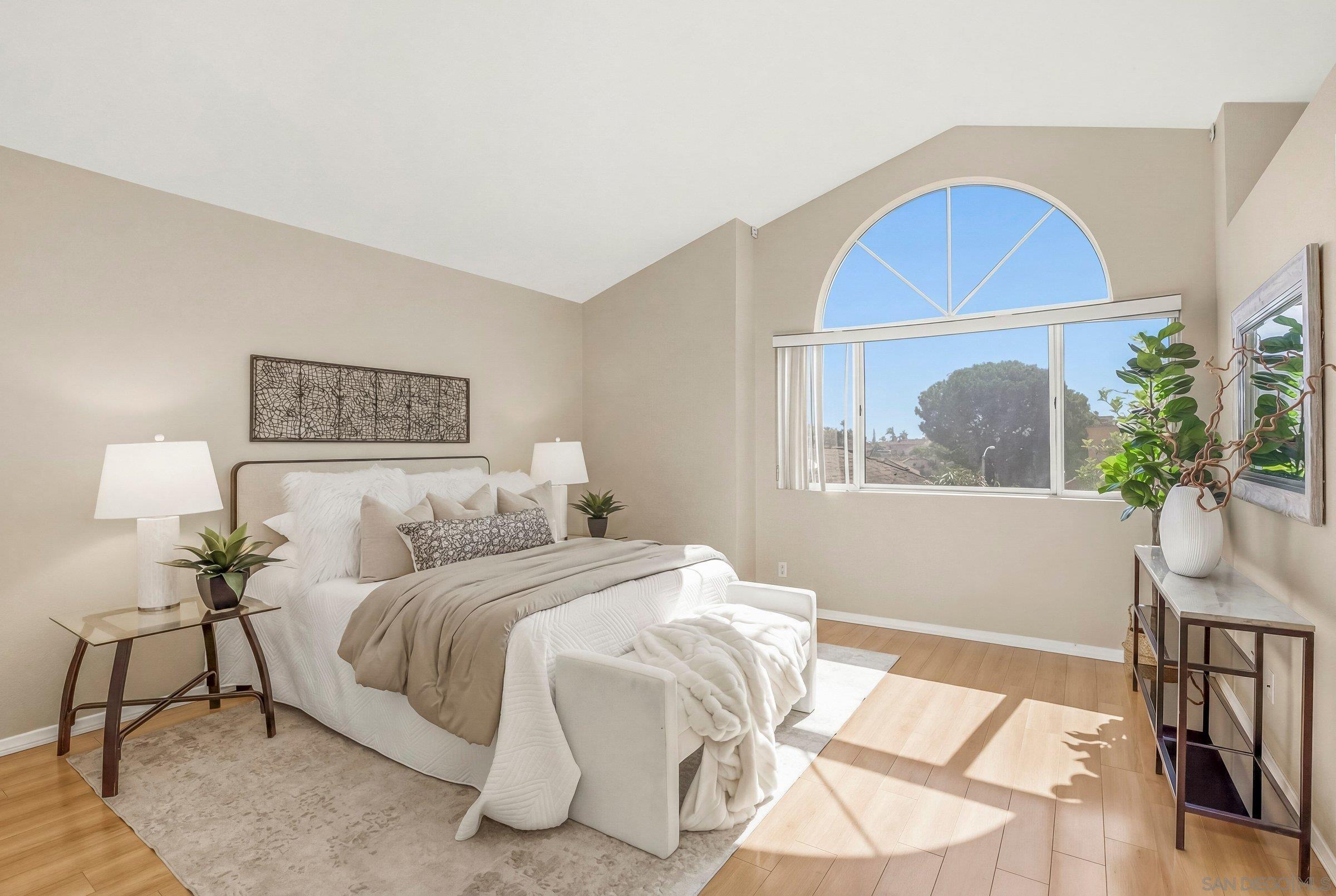 Detail Gallery Image 20 of 30 For 13354  Darview, San Diego,  CA 92129 - 5 Beds | 3 Baths