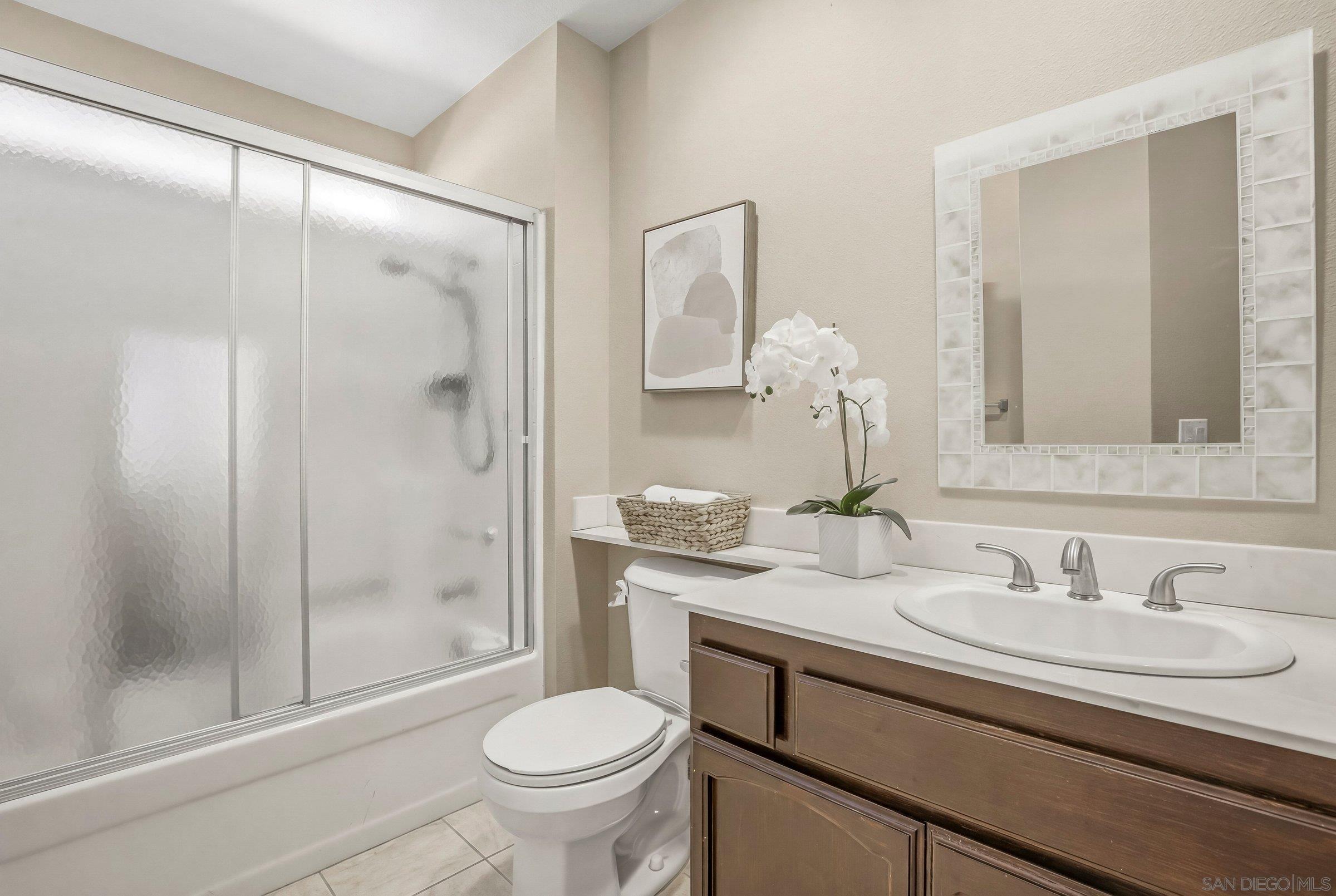 Detail Gallery Image 25 of 30 For 13354  Darview, San Diego,  CA 92129 - 5 Beds | 3 Baths