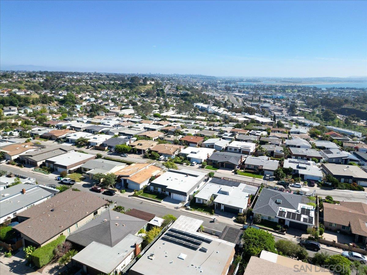 Detail Gallery Image 43 of 48 For 3027  Hunrichs Way, San Diego,  CA 92117 - 4 Beds | 2/1 Baths