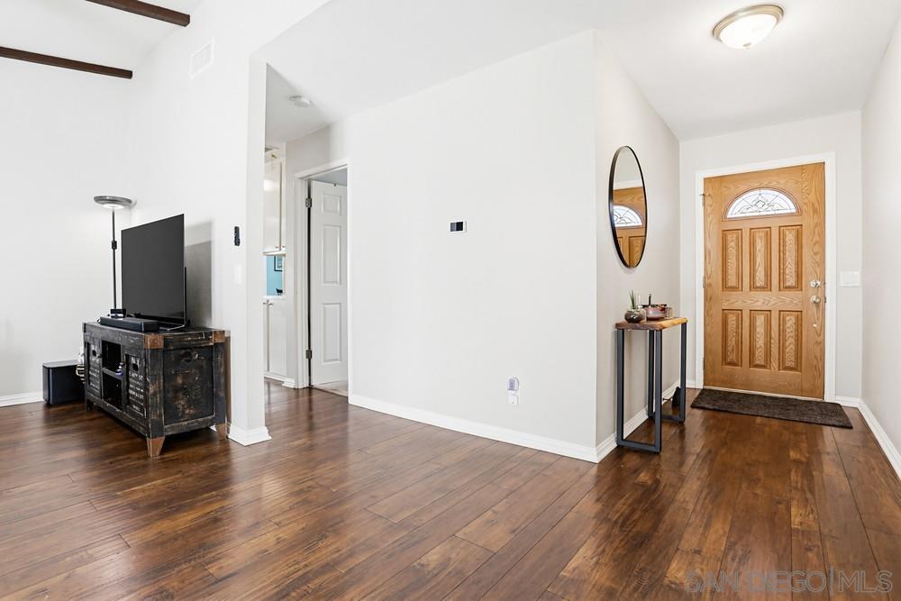 Detail Gallery Image 15 of 39 For 6390  Decanture St, San Diego,  CA 92120 - 4 Beds | 2 Baths