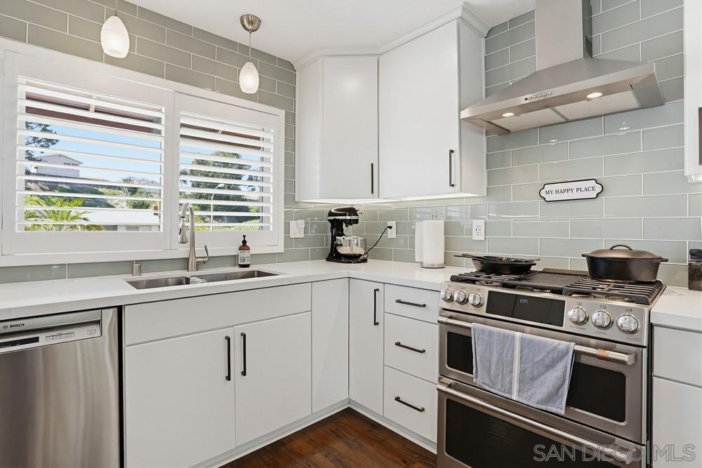 Detail Gallery Image 7 of 39 For 6390  Decanture St, San Diego,  CA 92120 - 4 Beds | 2 Baths