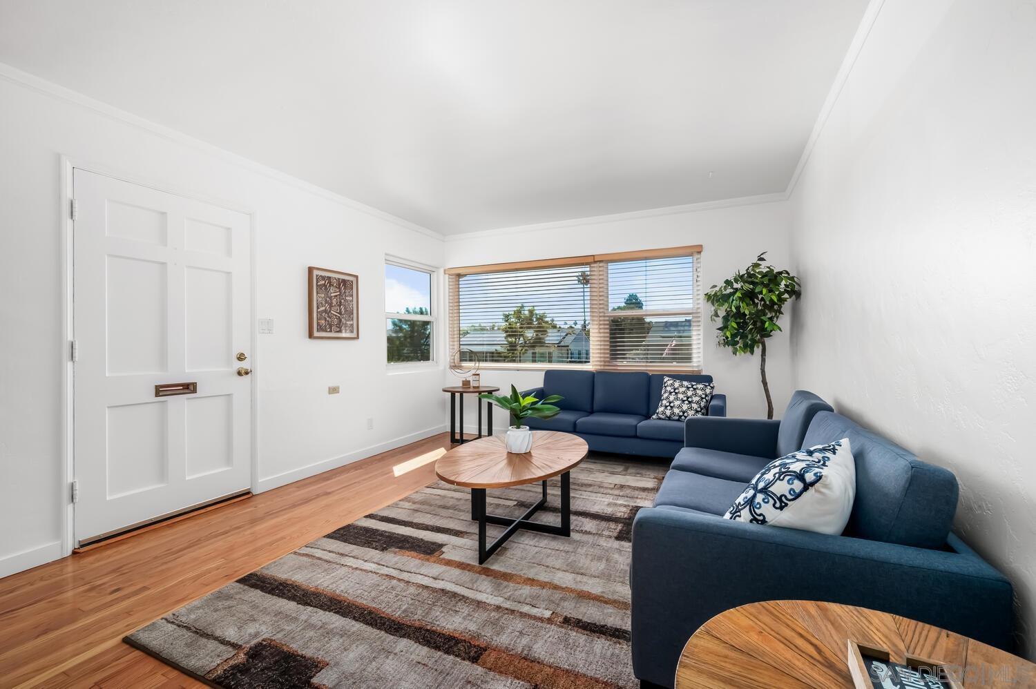 Detail Gallery Image 3 of 37 For 4635  Mataro Dr, San Diego,  CA 92115 - 2 Beds | 1 Baths