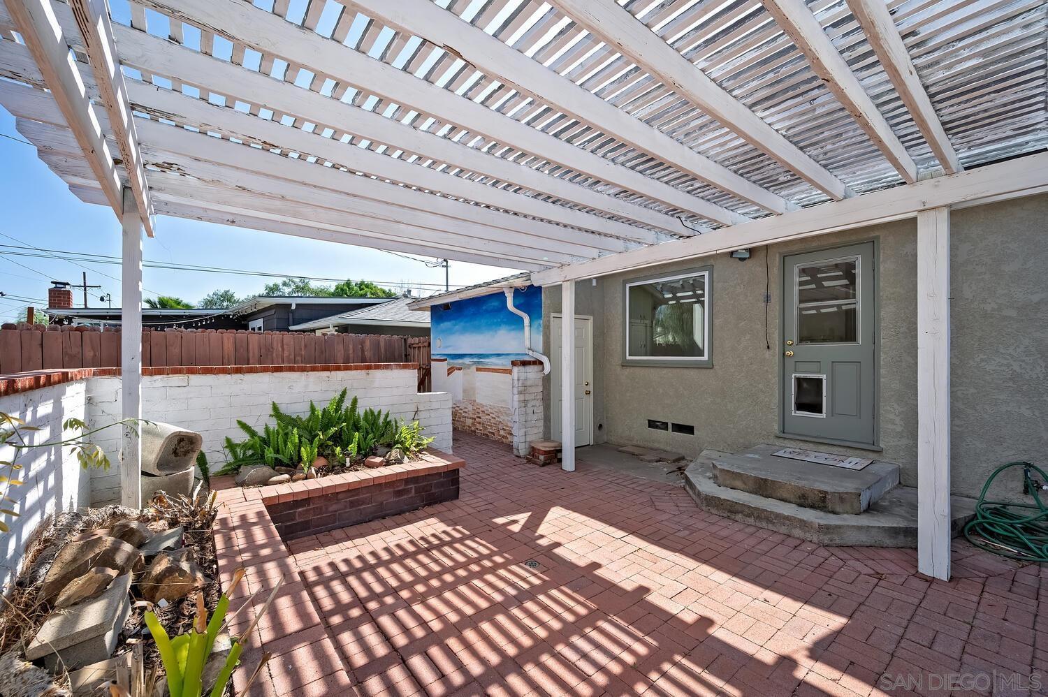 Detail Gallery Image 21 of 37 For 4635  Mataro Dr, San Diego,  CA 92115 - 2 Beds | 1 Baths