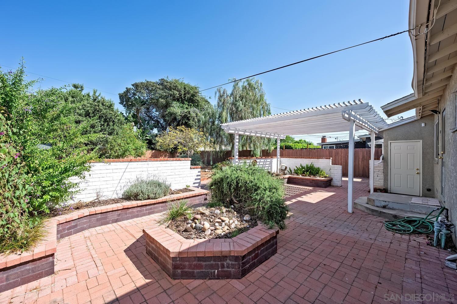 Detail Gallery Image 23 of 37 For 4635  Mataro Dr, San Diego,  CA 92115 - 2 Beds | 1 Baths