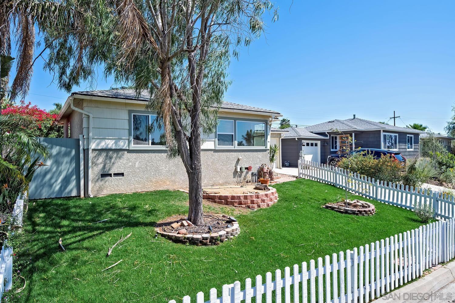 Detail Gallery Image 35 of 37 For 4635  Mataro Dr, San Diego,  CA 92115 - 2 Beds | 1 Baths