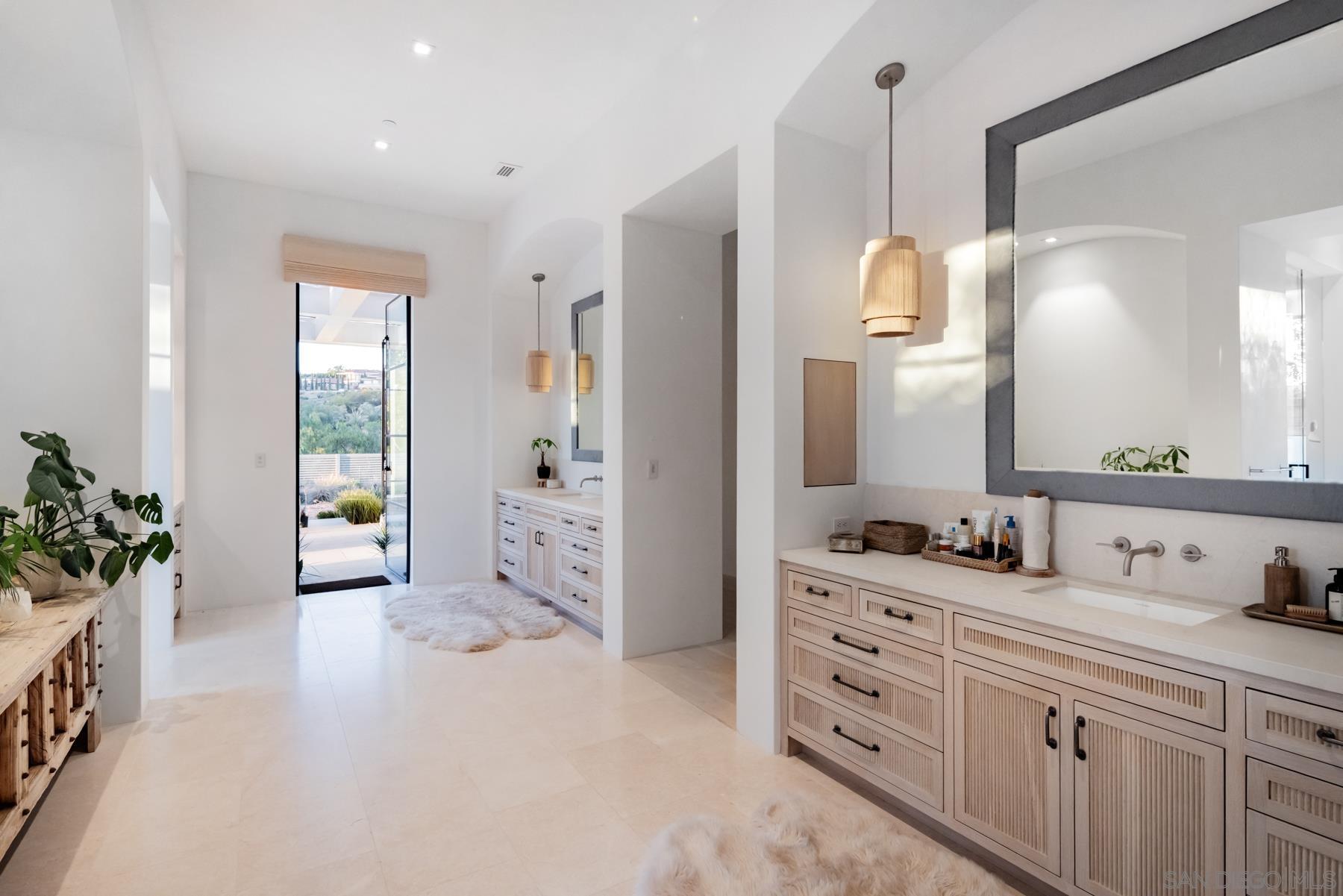 Detail Gallery Image 28 of 64 For 14783  Roxbury Terr., Rancho Santa Fe,  CA 92067 - 5 Beds | 5/3 Baths