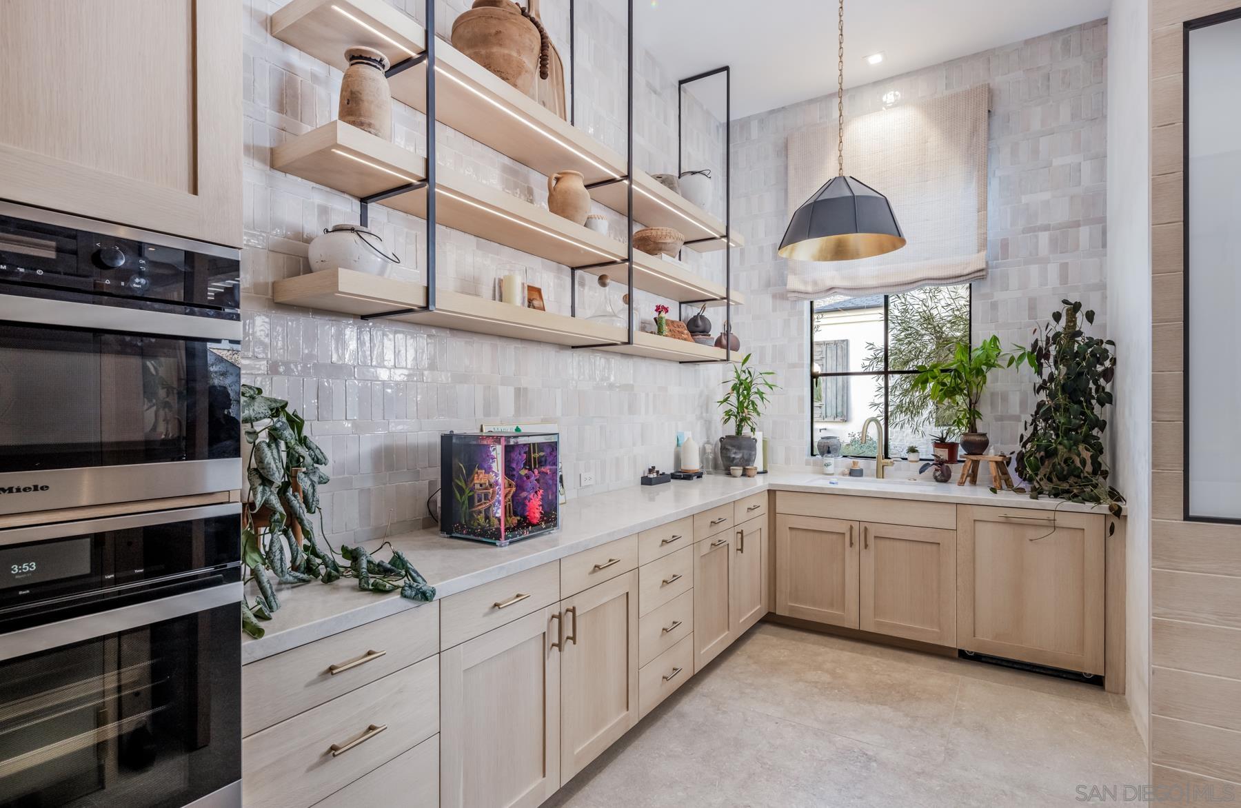 Detail Gallery Image 36 of 64 For 14783  Roxbury Terr., Rancho Santa Fe,  CA 92067 - 5 Beds | 5/3 Baths