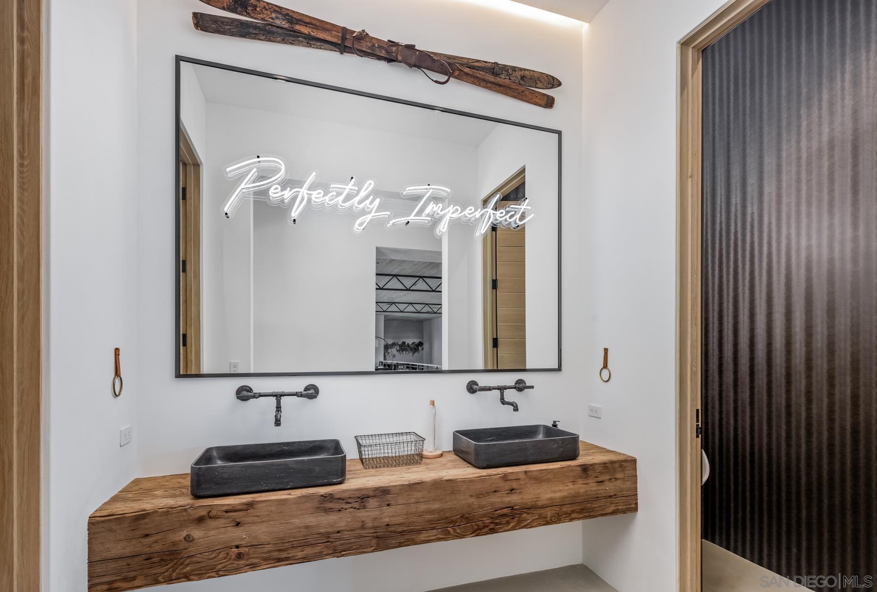 Detail Gallery Image 39 of 64 For 14783  Roxbury Terr., Rancho Santa Fe,  CA 92067 - 5 Beds | 5/3 Baths