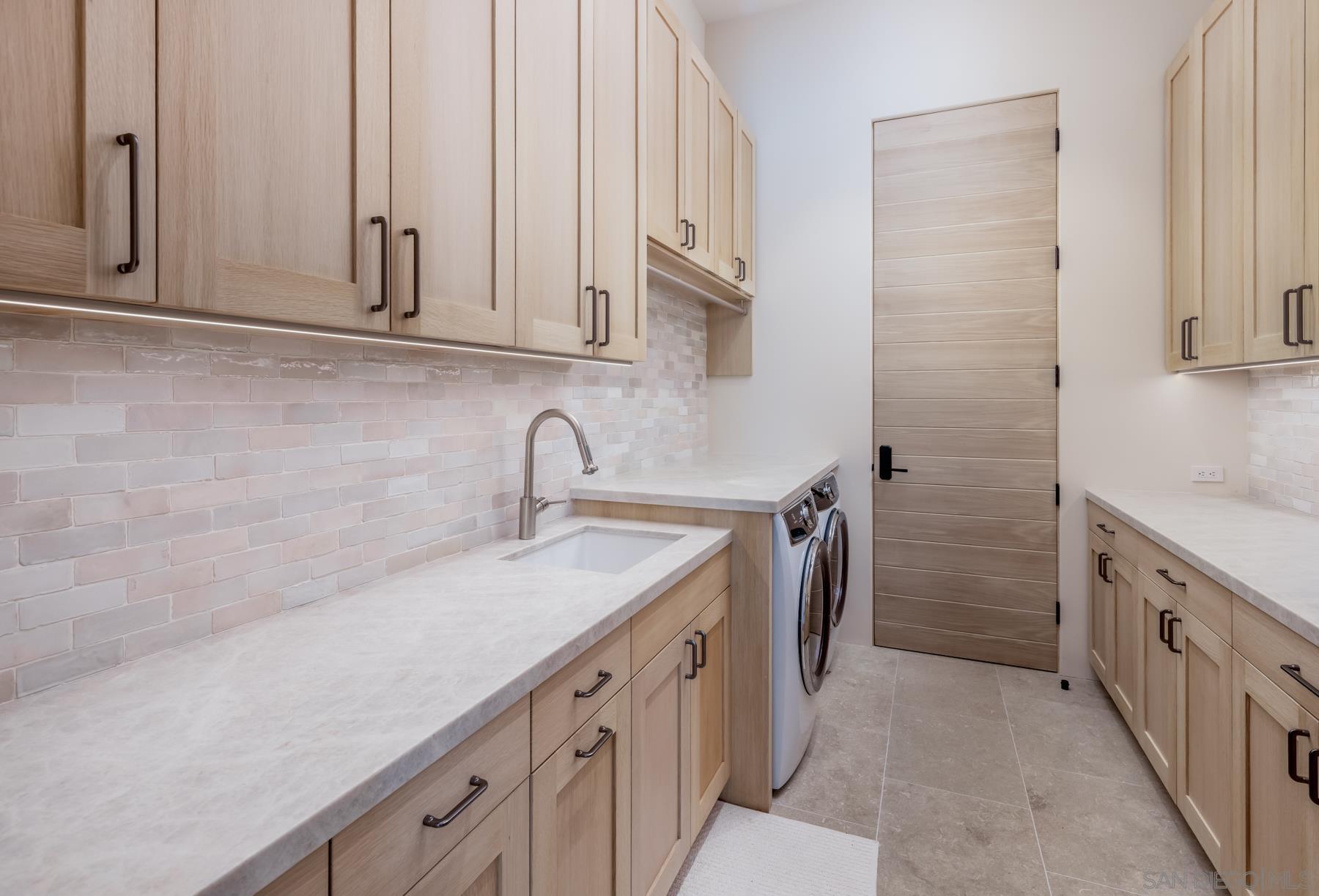 Detail Gallery Image 40 of 64 For 14783  Roxbury Terr., Rancho Santa Fe,  CA 92067 - 5 Beds | 5/3 Baths