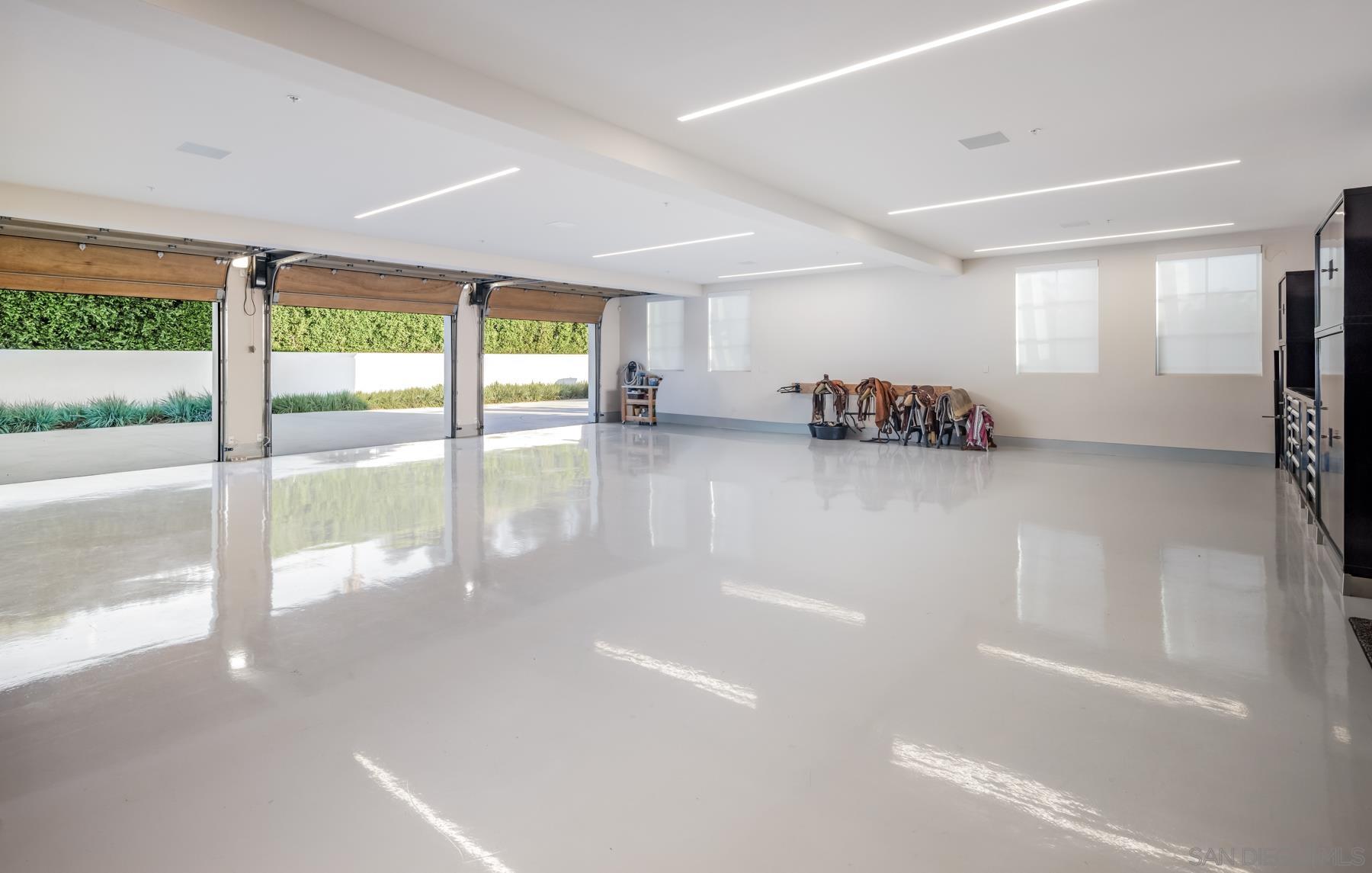 Detail Gallery Image 44 of 64 For 14783  Roxbury Terr., Rancho Santa Fe,  CA 92067 - 5 Beds | 5/3 Baths