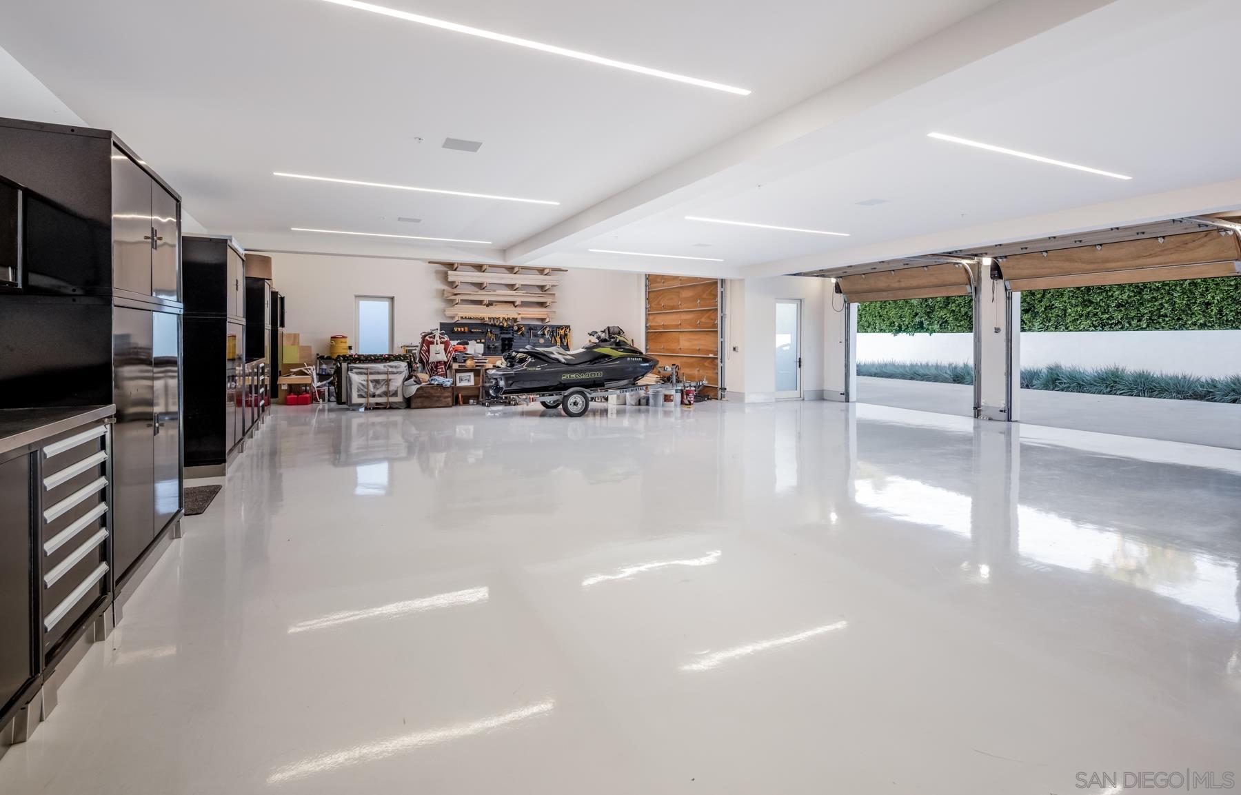 Detail Gallery Image 45 of 64 For 14783  Roxbury Terr., Rancho Santa Fe,  CA 92067 - 5 Beds | 5/3 Baths