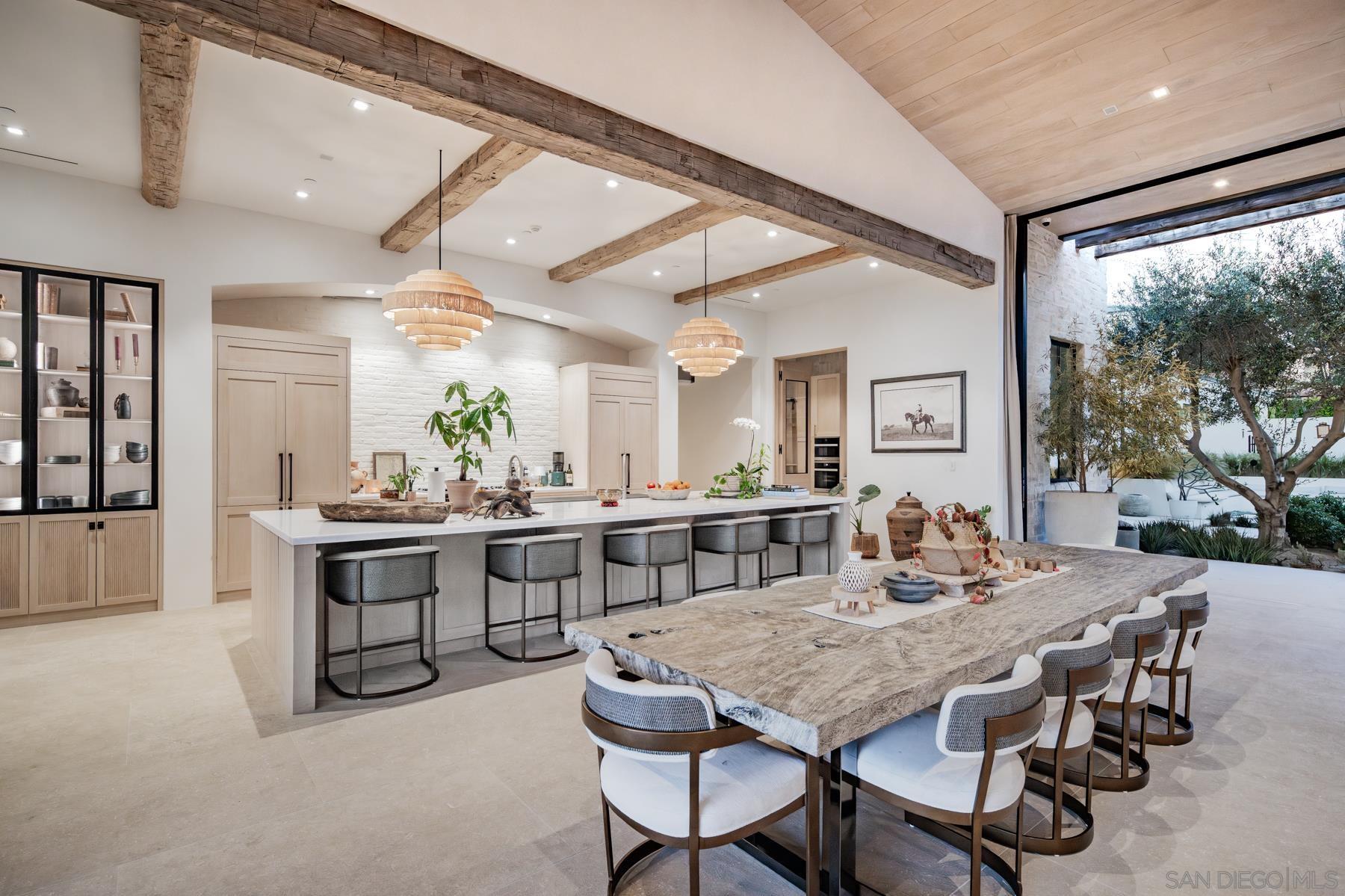 Detail Gallery Image 6 of 64 For 14783  Roxbury Terr., Rancho Santa Fe,  CA 92067 - 5 Beds | 5/3 Baths