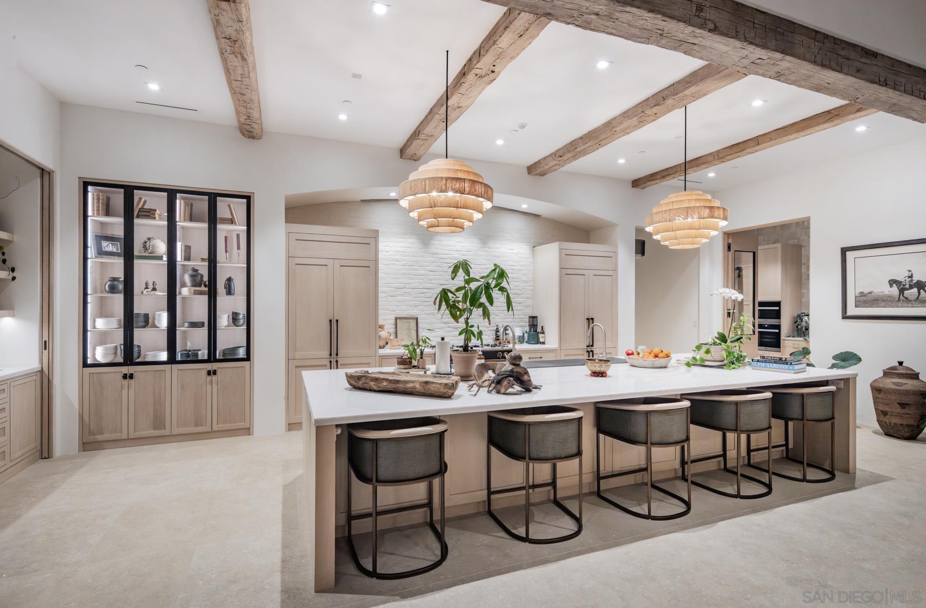 Detail Gallery Image 7 of 64 For 14783  Roxbury Terr., Rancho Santa Fe,  CA 92067 - 5 Beds | 5/3 Baths