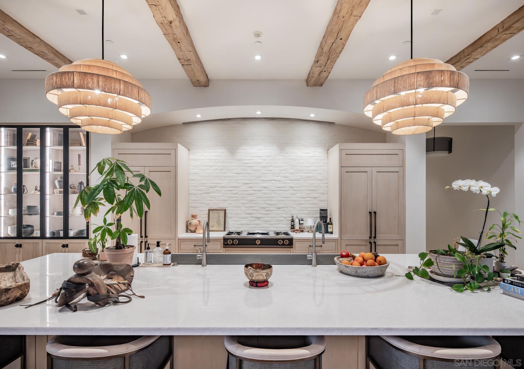 Detail Gallery Image 10 of 64 For 14783  Roxbury Terr., Rancho Santa Fe,  CA 92067 - 5 Beds | 5/3 Baths