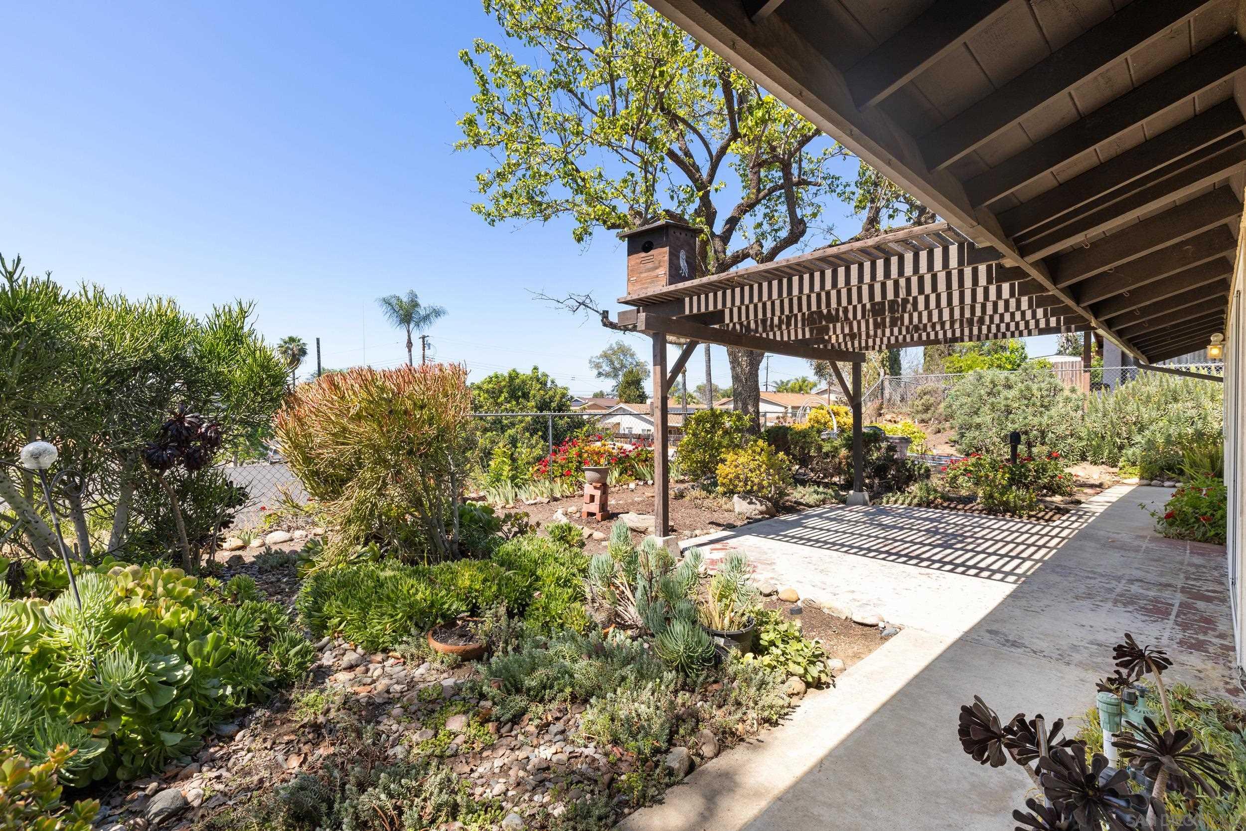 Detail Gallery Image 16 of 21 For 1333 N Ivy Street, Escondido,  CA 92026 - 3 Beds | 2 Baths