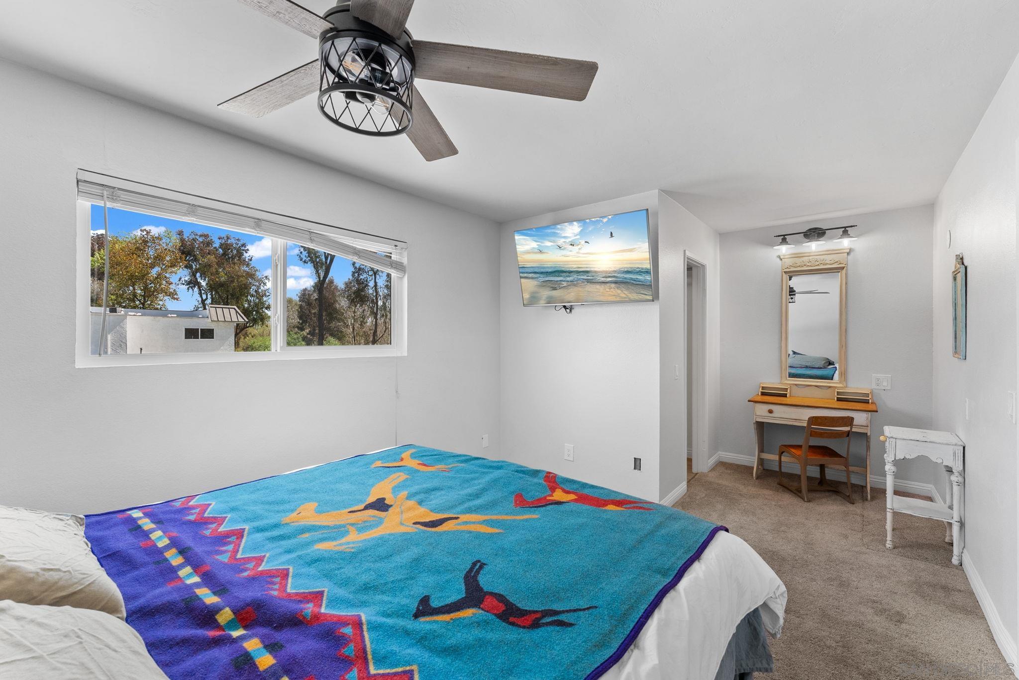 Detail Gallery Image 19 of 39 For 9401  Carlton Oaks Drive  #E,  Santee,  CA 92071 - 4 Beds | 1/1 Baths