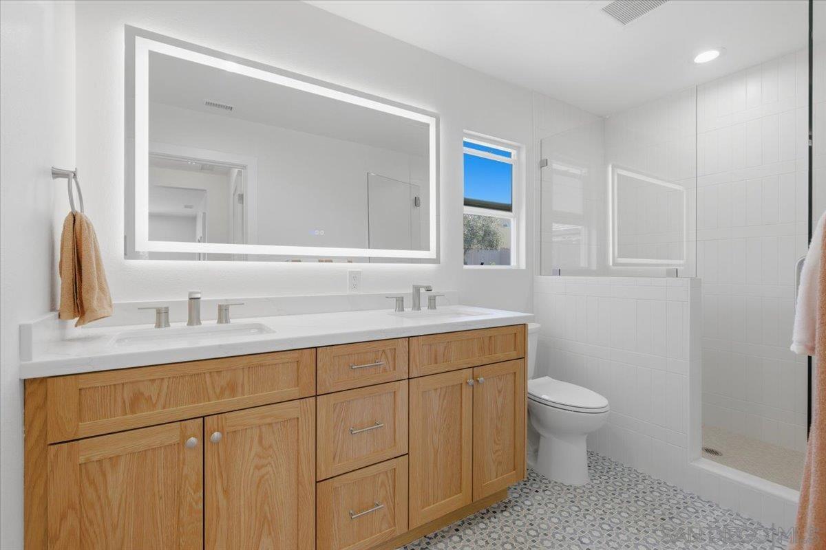 Detail Gallery Image 19 of 33 For 1361  California, Imperial Beach,  CA 91932 - 3 Beds | 2 Baths