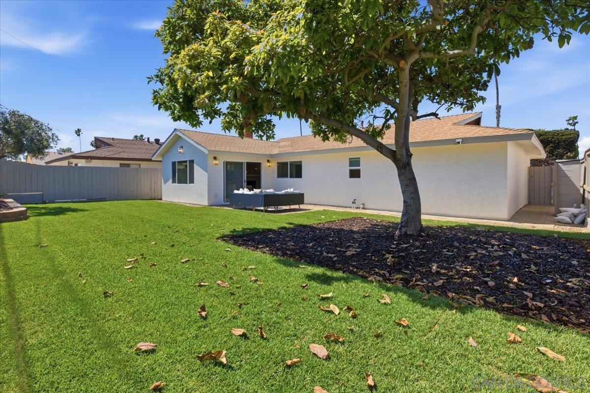 Detail Gallery Image 4 of 33 For 1361  California, Imperial Beach,  CA 91932 - 3 Beds | 2 Baths