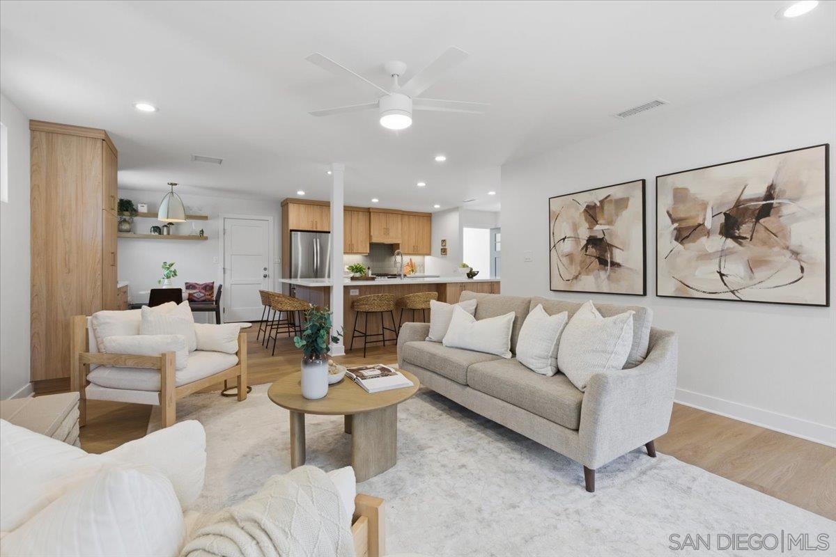 Detail Gallery Image 9 of 33 For 1361  California, Imperial Beach,  CA 91932 - 3 Beds | 2 Baths