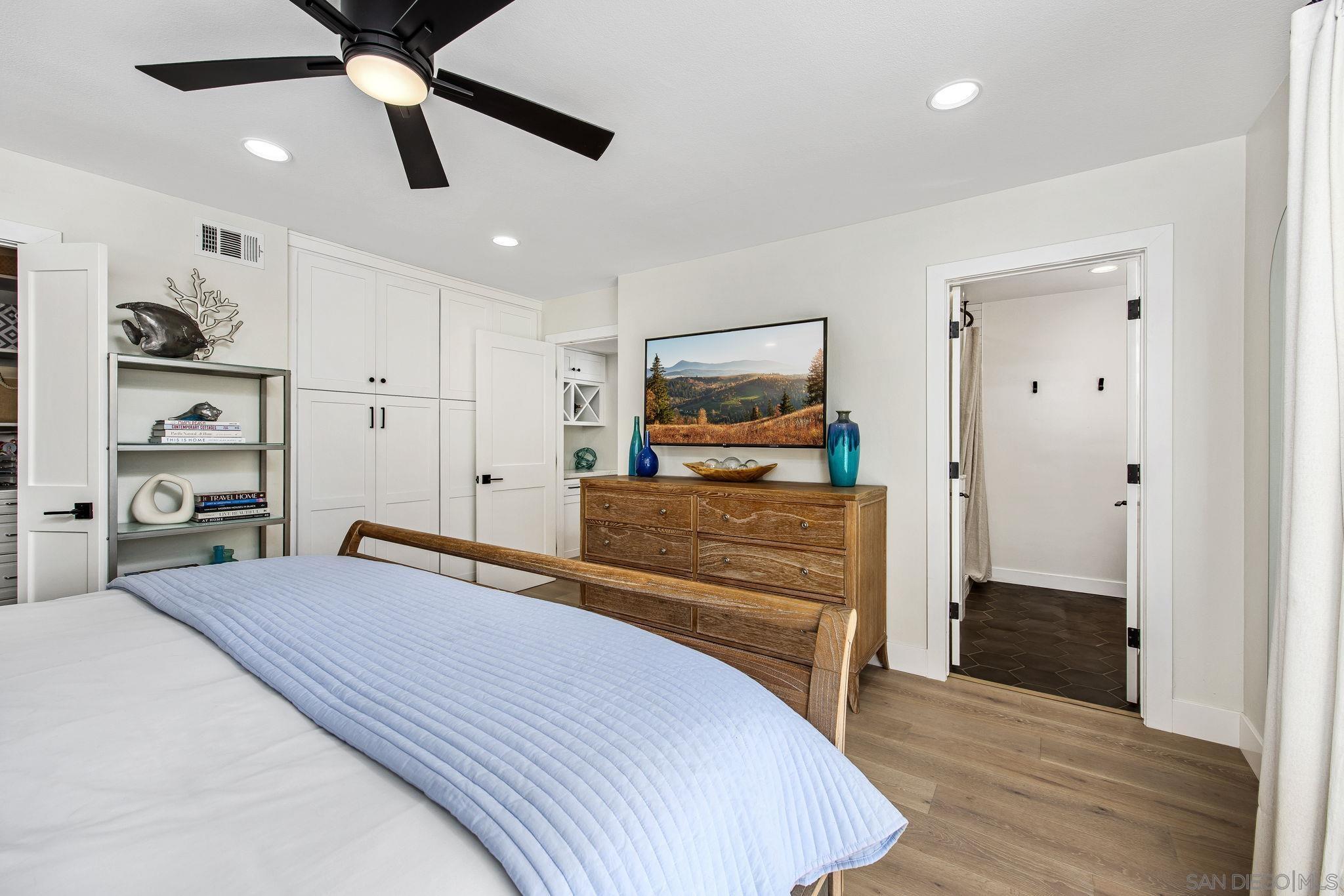 Detail Gallery Image 28 of 66 For 7053  Snapdragon  Dr, Carlsbad,  CA 92011 - 4 Beds | 2/1 Baths