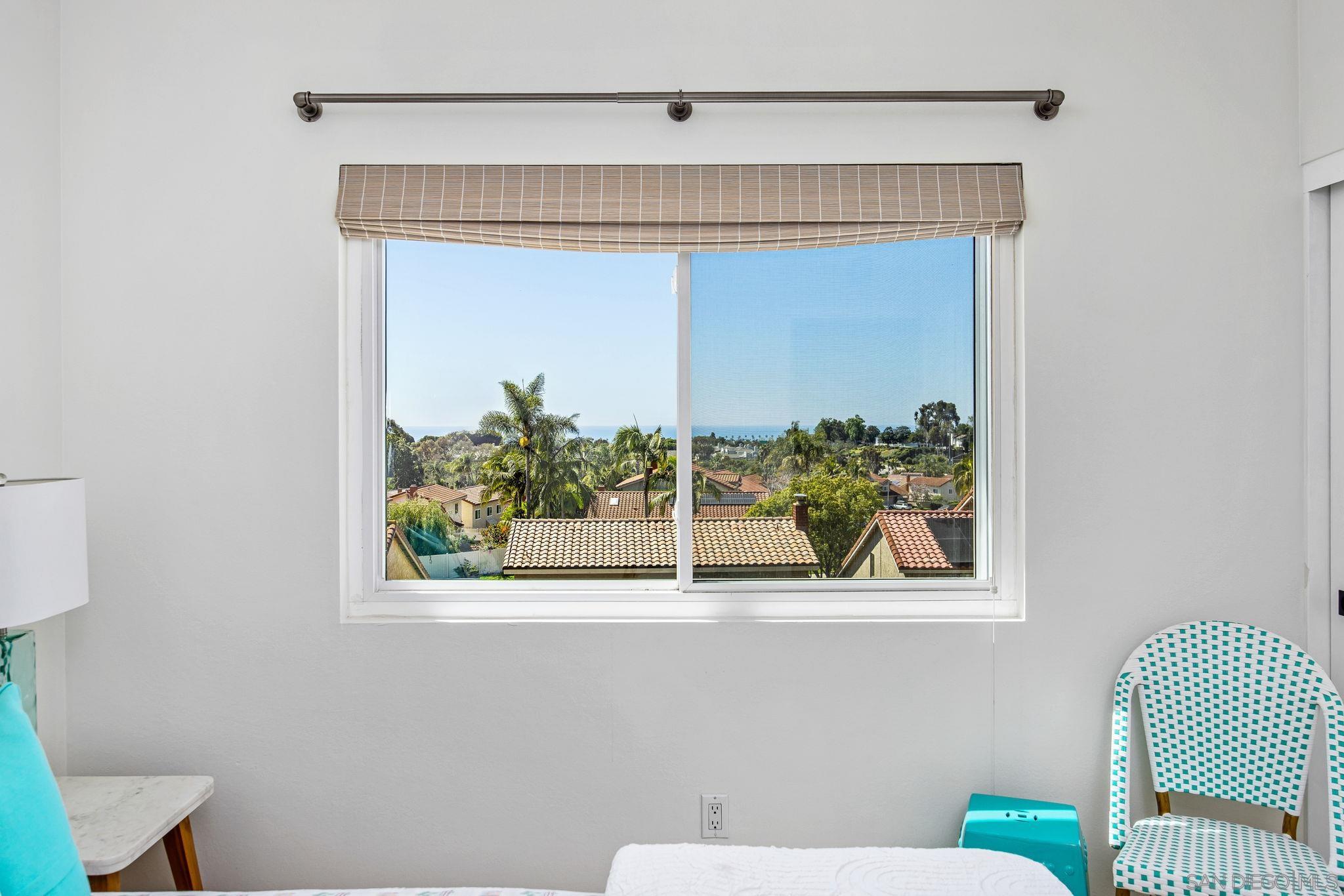 Detail Gallery Image 34 of 66 For 7053  Snapdragon  Dr, Carlsbad,  CA 92011 - 4 Beds | 2/1 Baths