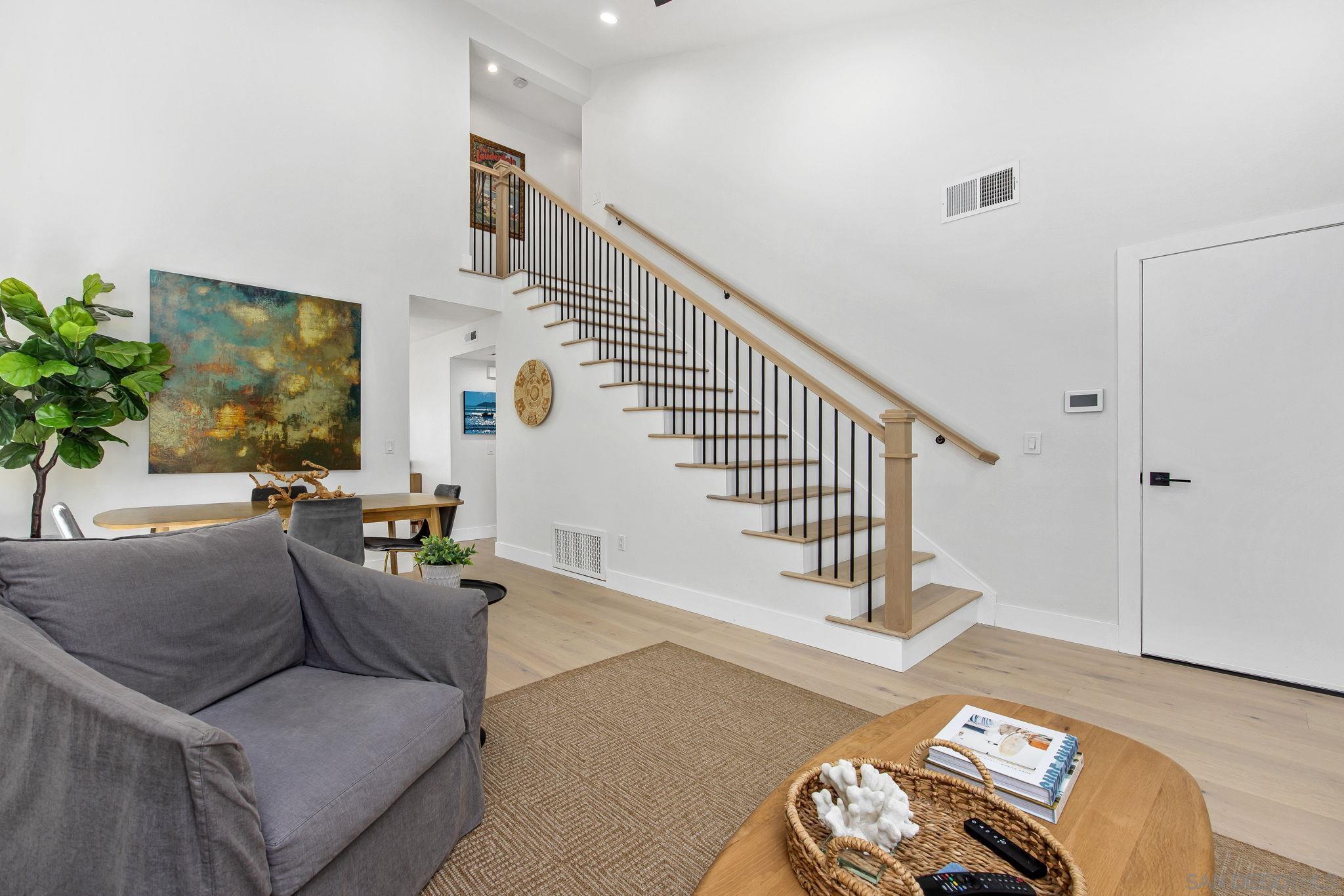 Detail Gallery Image 7 of 66 For 7053  Snapdragon  Dr, Carlsbad,  CA 92011 - 4 Beds | 2/1 Baths