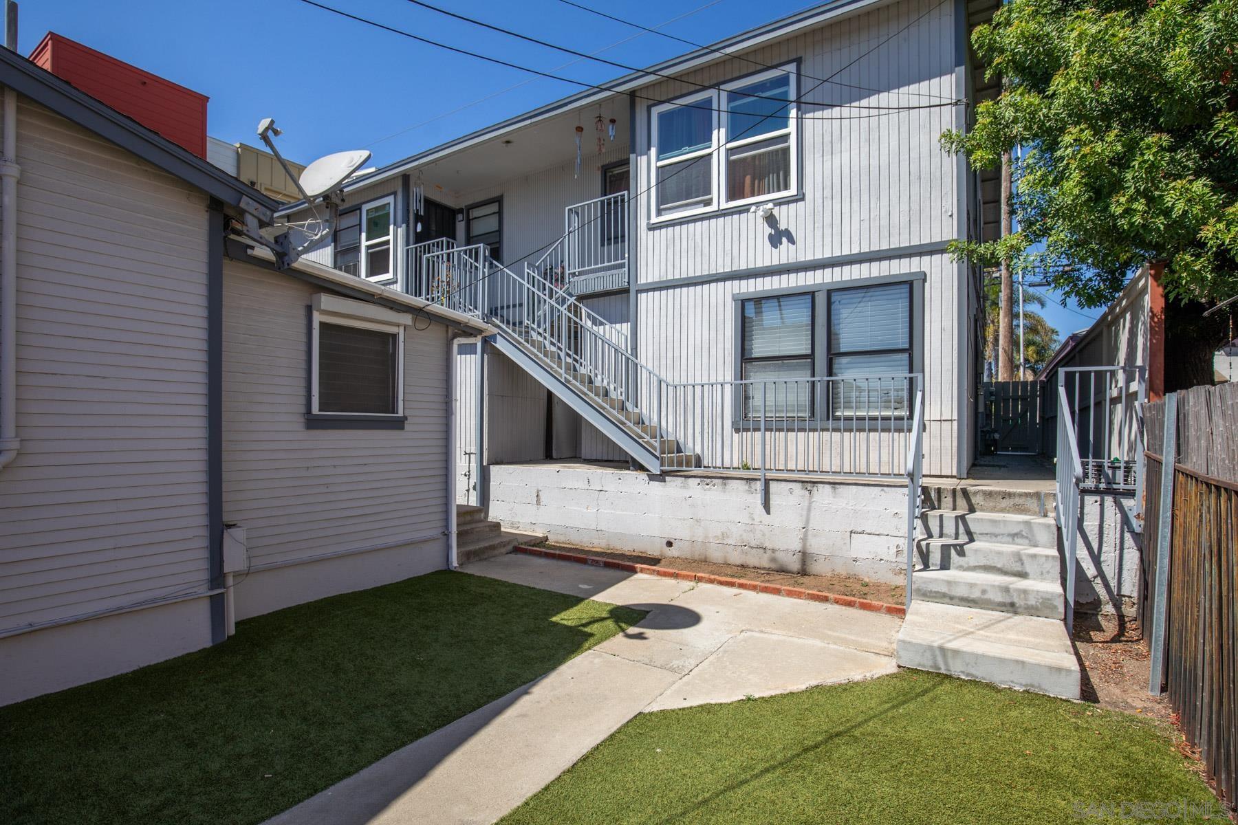 Detail Gallery Image 3 of 18 For 1930-34  Hornblend Street, San Diego,  CA 92109 - – Beds | – Baths