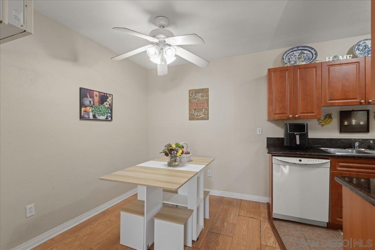 Detail Gallery Image 12 of 30 For 2950  Alta View Dr  #H202,  San Diego,  CA 92139 - 1 Beds | 1 Baths