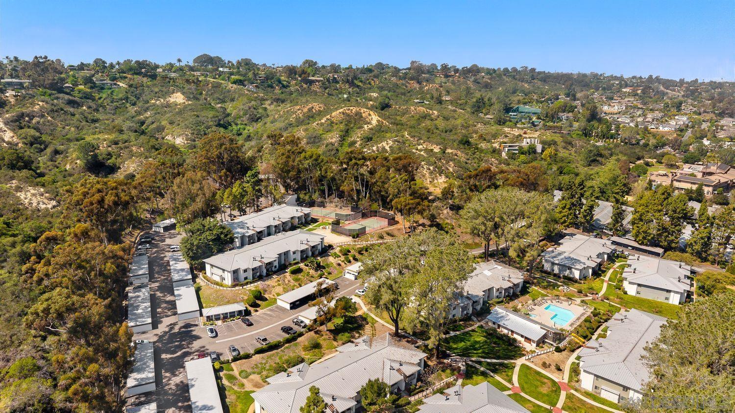 Detail Gallery Image 2 of 21 For 1770 S El Camino Real  #206,  Encinitas,  CA 92024 - 2 Beds | 1 Baths