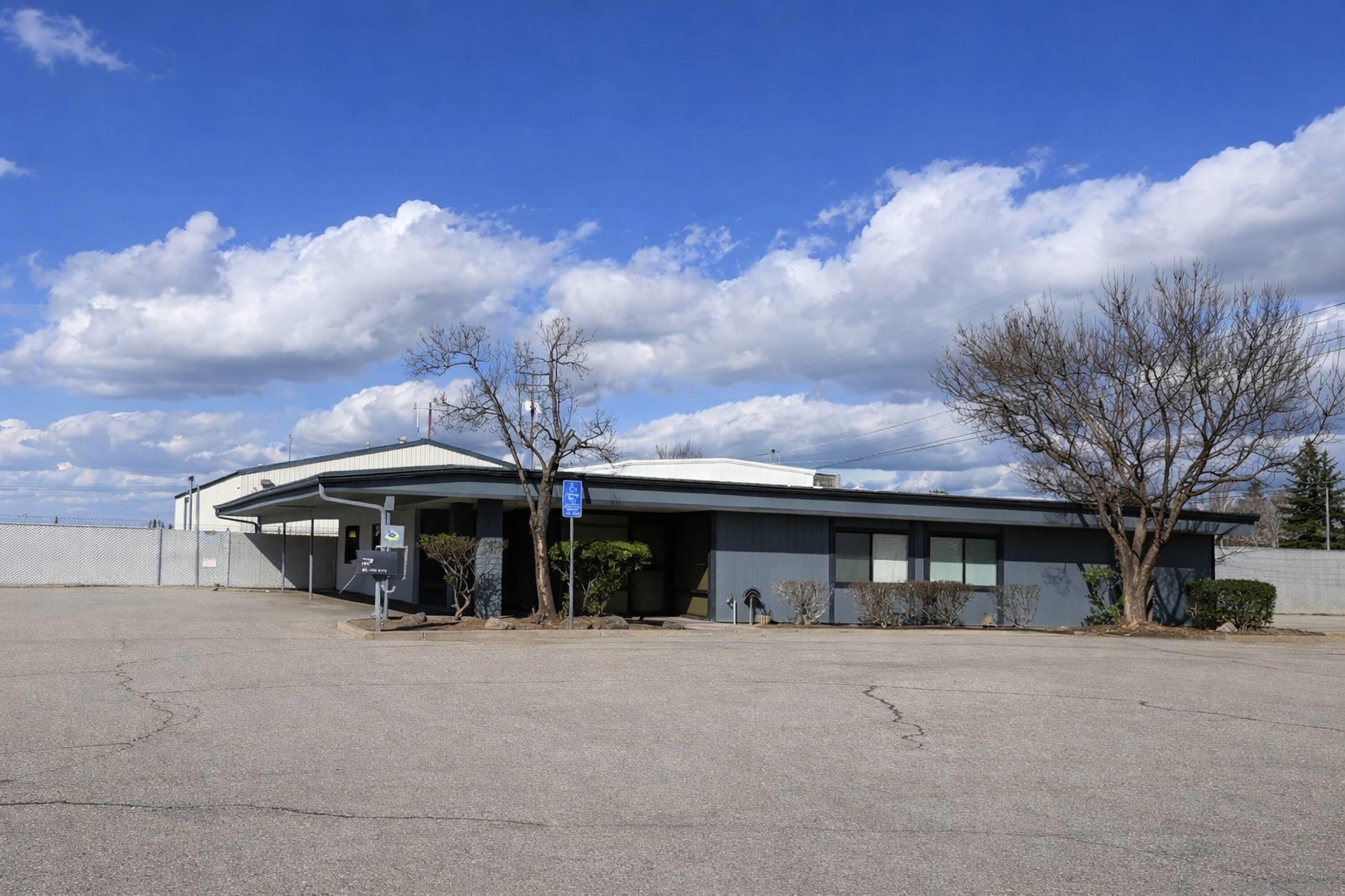 Front Image Thumbnail for SD260007144