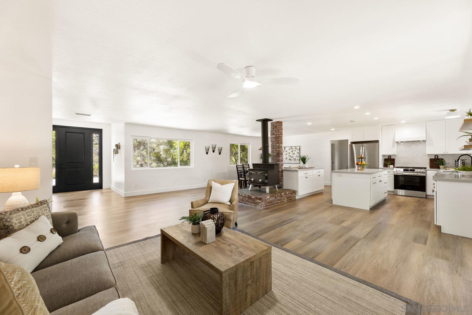 Detail Gallery Image 8 of 74 For 38795  Harris Trl, Fallbrook,  CA 92028 - 5 Beds | 4/1 Baths