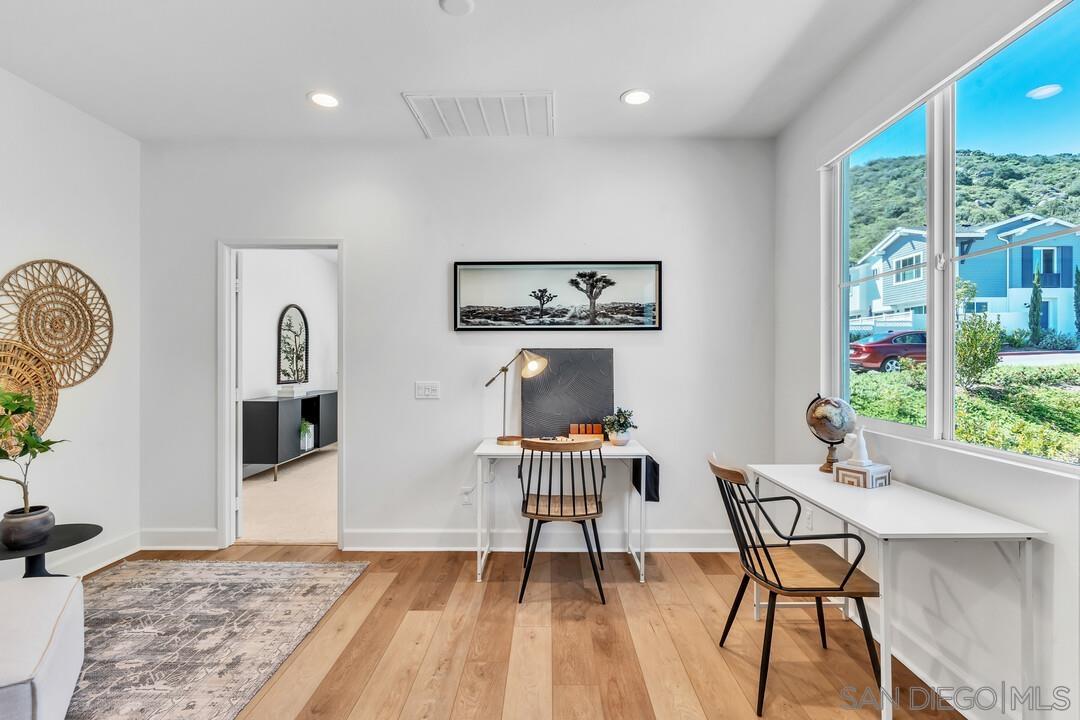 Detail Gallery Image 13 of 31 For 7701  Jasmine Ct, Santee,  CA 92071 - 4 Beds | 2/1 Baths